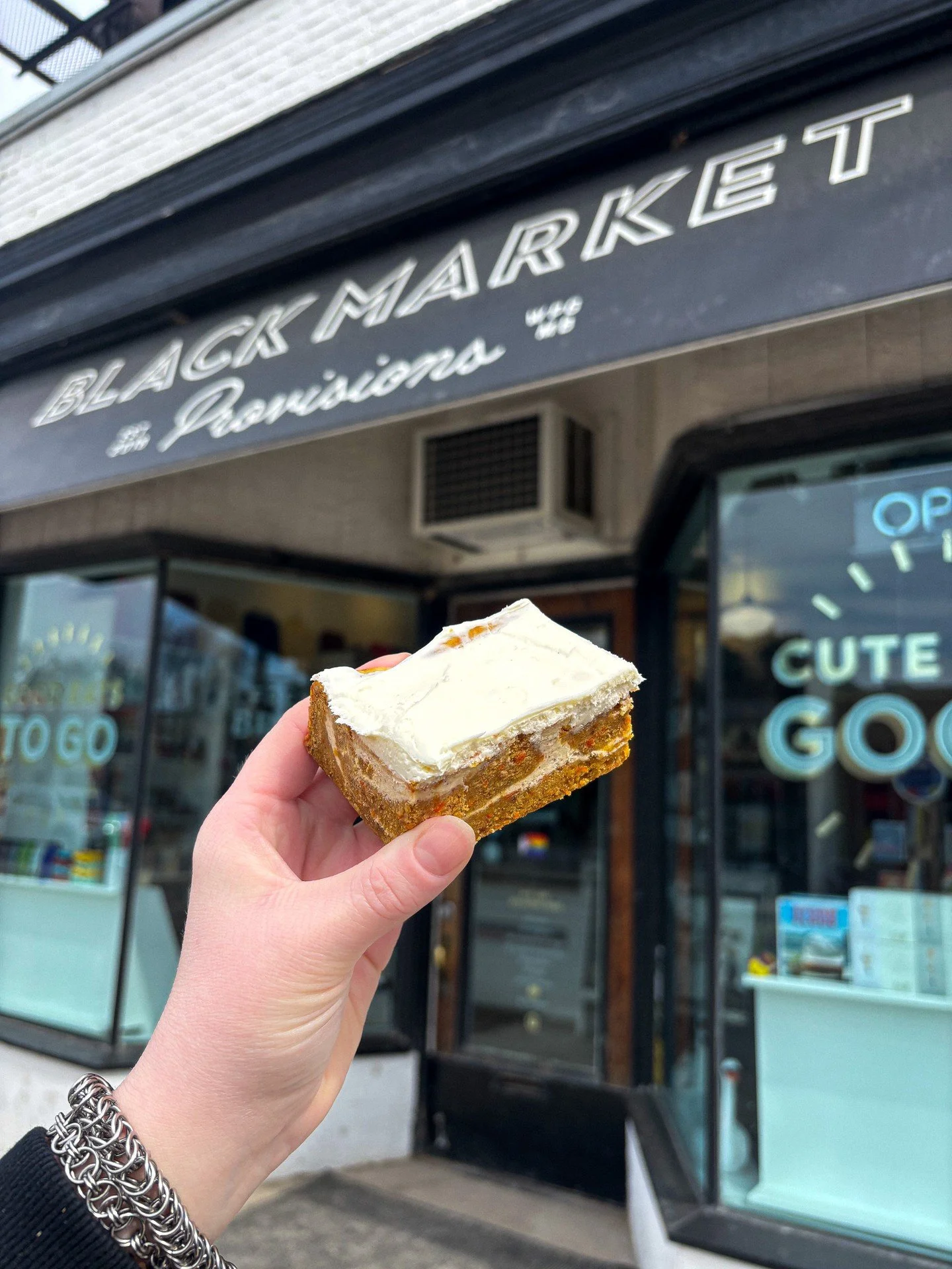 🥕🍰🥕🍰🥕🍰🥕

Have you tried our Carrot Cake Bar yet?! These cuties made their debut last month and y&rsquo;all have been obsessed with them!

They&rsquo;re soft, spiced, perfectly balanced with cinnamon and cardamom, AND they&rsquo;ve got the drea