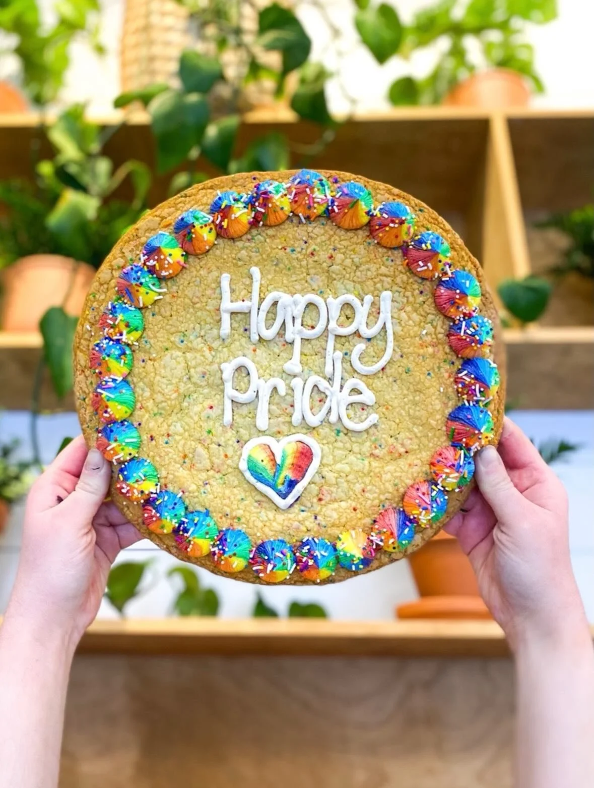 🌈🍪🌈🍪🌈🍪🌈
Happy Pride month, pals! 

Join us in celebrating with these super cute + rad Pride-ified Giant Cookies!

They&rsquo;re available all month in Sprinkle or Dark Chocolate Sea Salt (AKA &ldquo;THE&rdquo; Cookie!), we can make &lsquo;em w