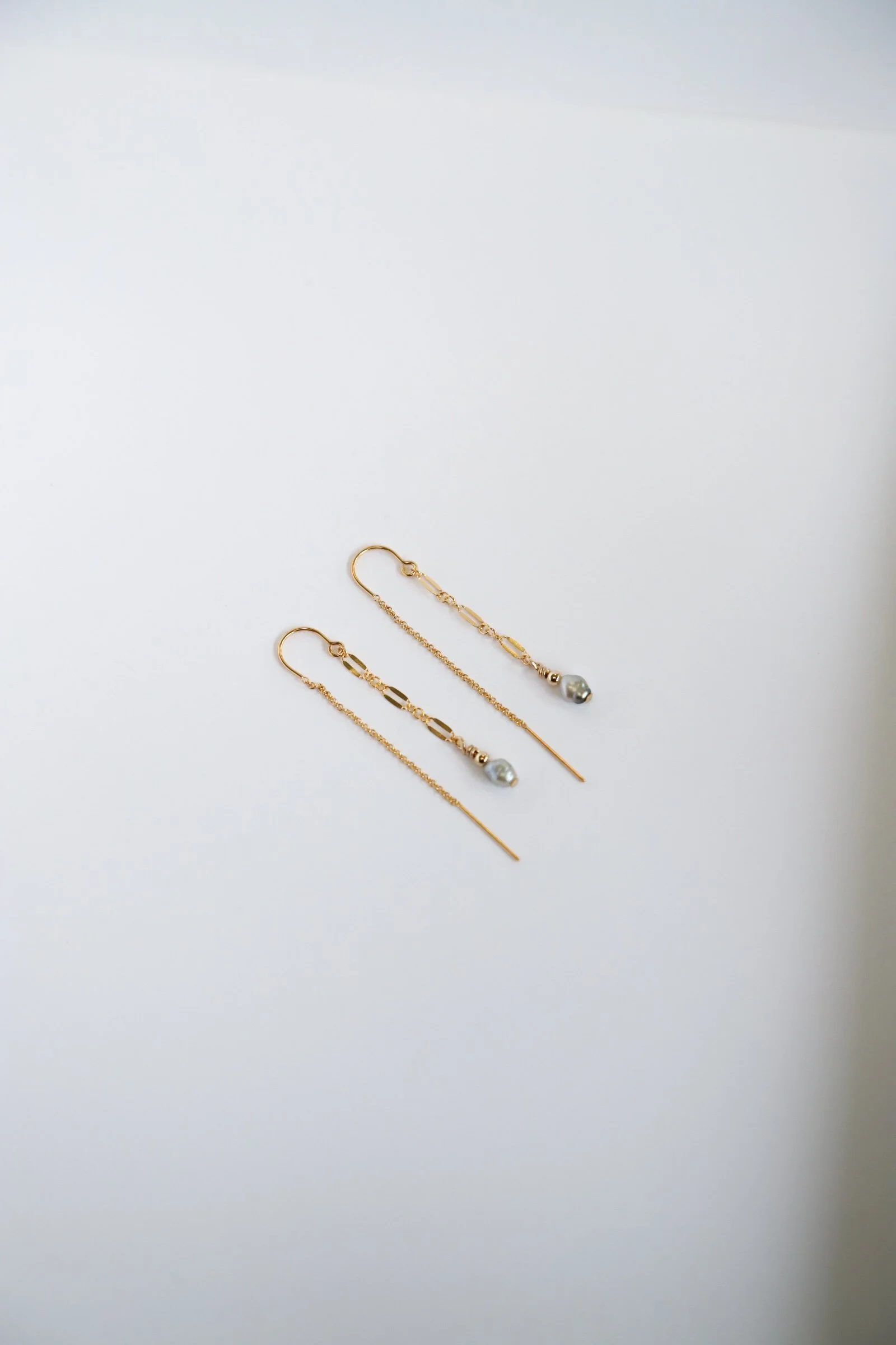 Keshi Threader Earring
