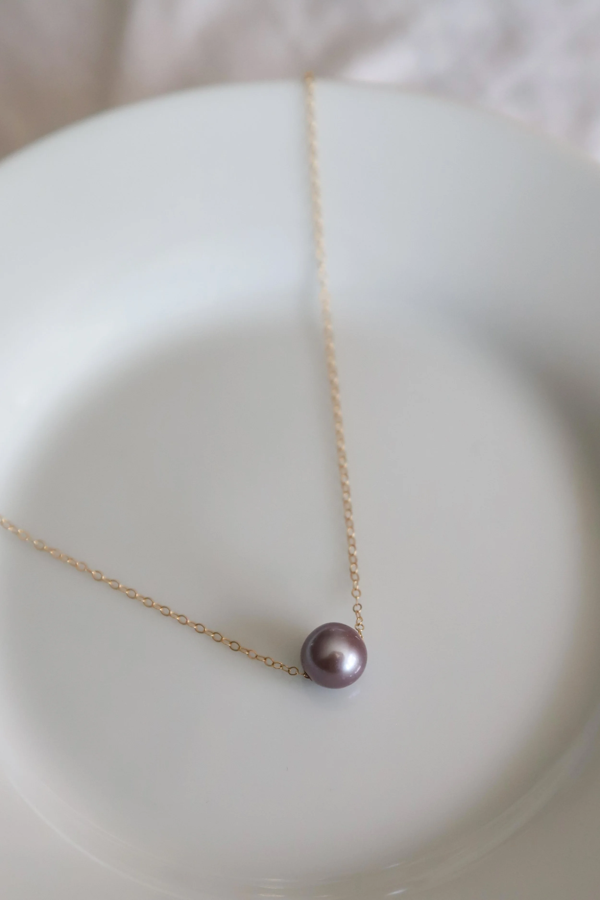 Pink Edison Floating Necklace Single