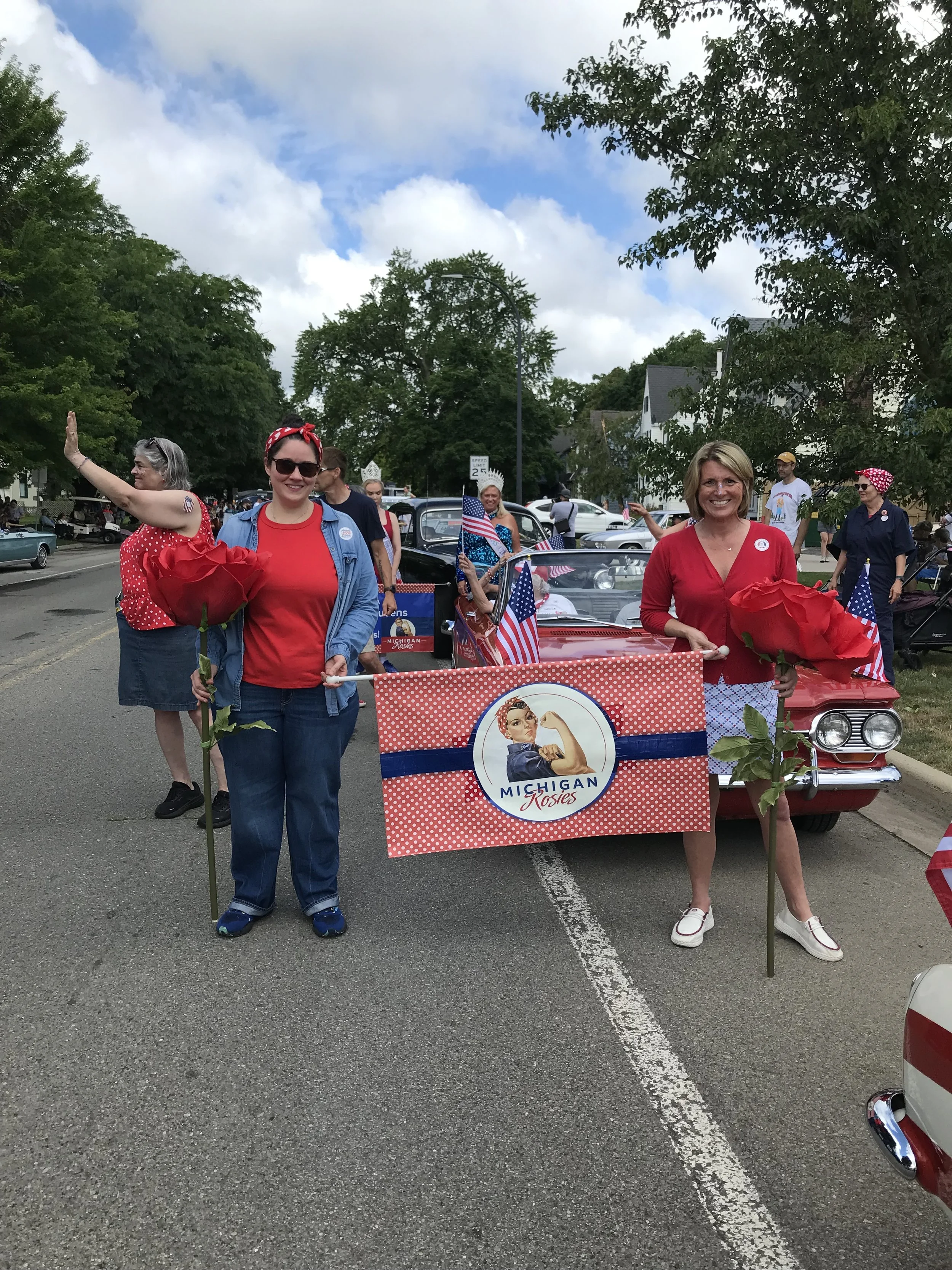Michigan Rosies With Tuskegee Airmen in Ypsilanti’s 4th of July Parade