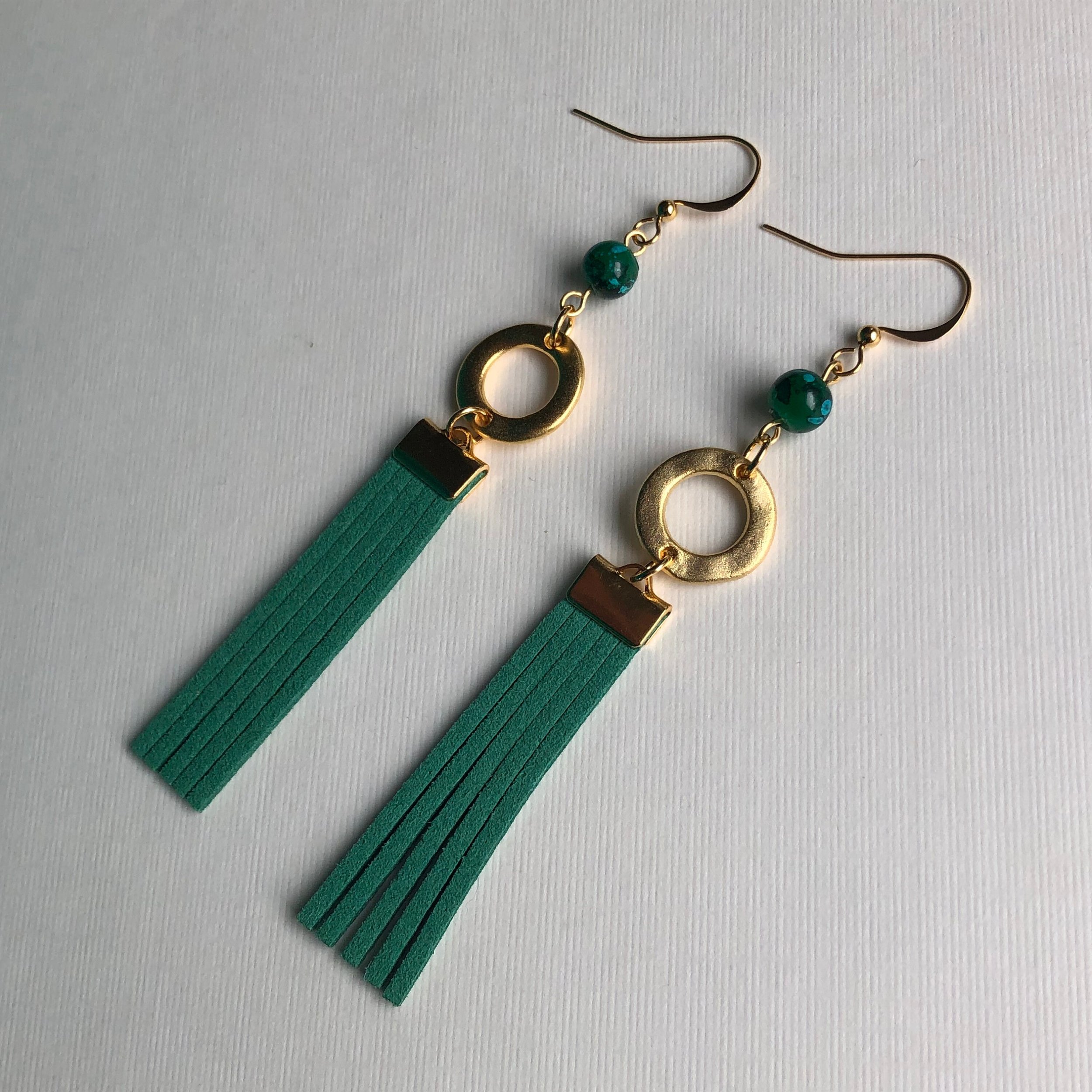 Emerald Green Narrow Fringe Drop Earrings with Matte Gold Organic Circle and Spotted Green Estate Bead — Avert Adornments