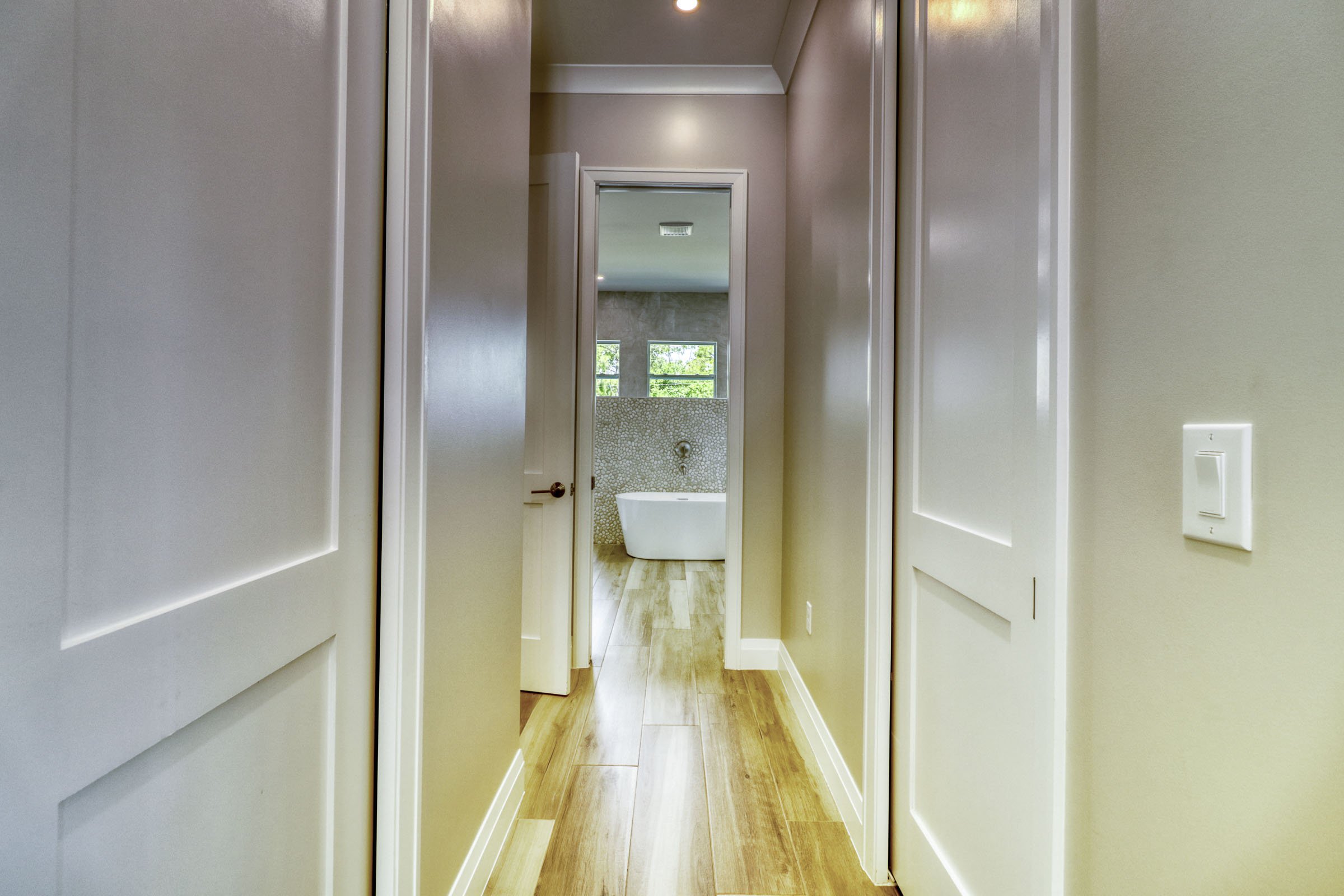 1811 23rd St SW Naples FL-print-034-042-Master Closets-2400x1600-300dpi.jpg