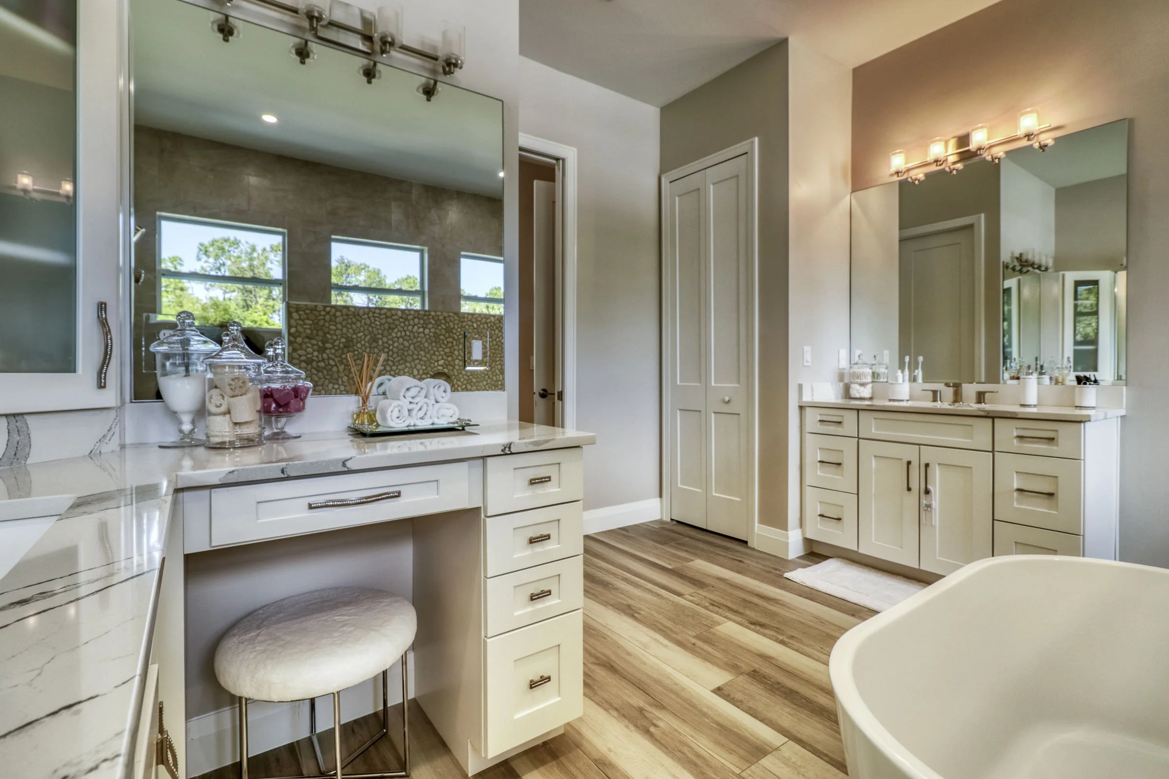 1811 23rd St SW Naples FL-print-038-039-Master Bath-2400x1600-300dpi.jpg