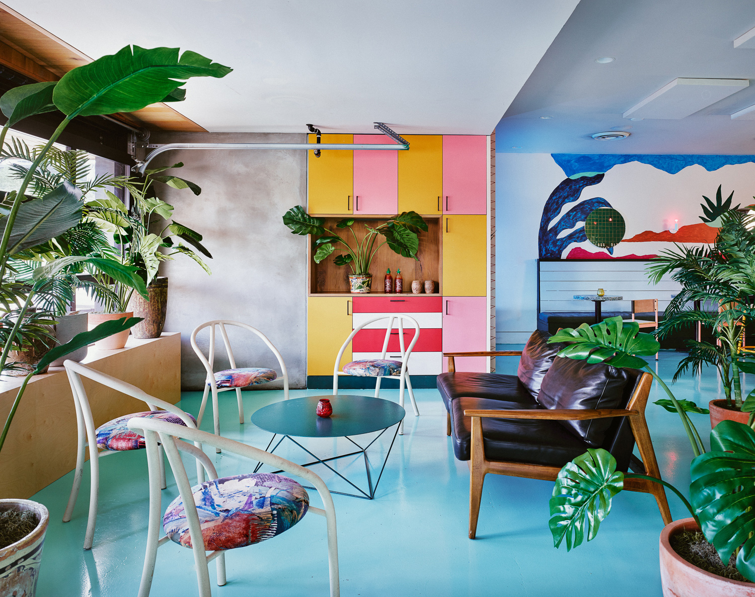 LS_CaseyDunn_Lounge.jpg