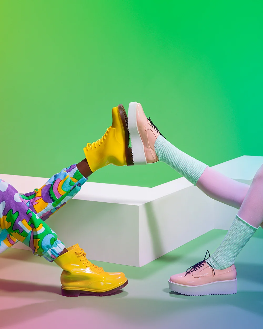 Hotdog-MustardPump_Footsie.jpg