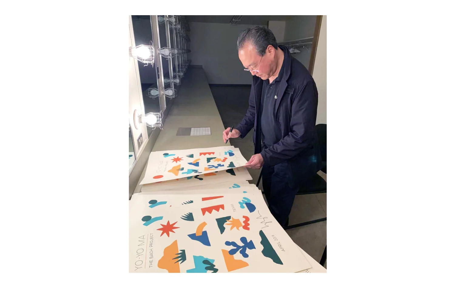 Yo-YoMa_Signing_EDIT.jpg