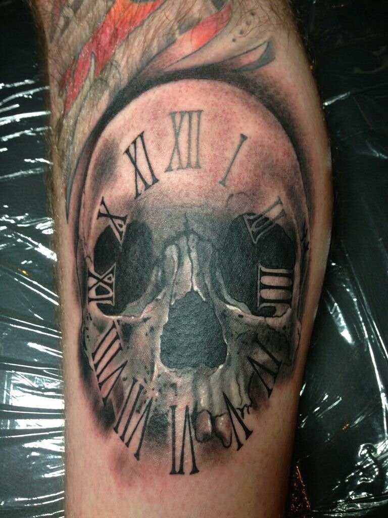 Skull Clock