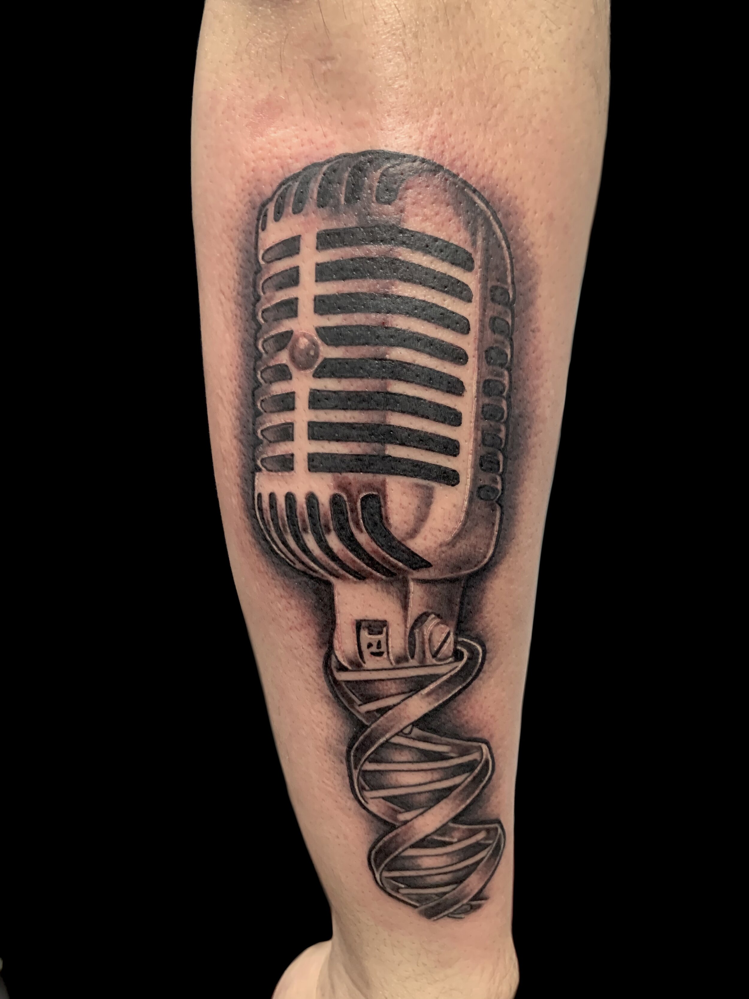 Microphone