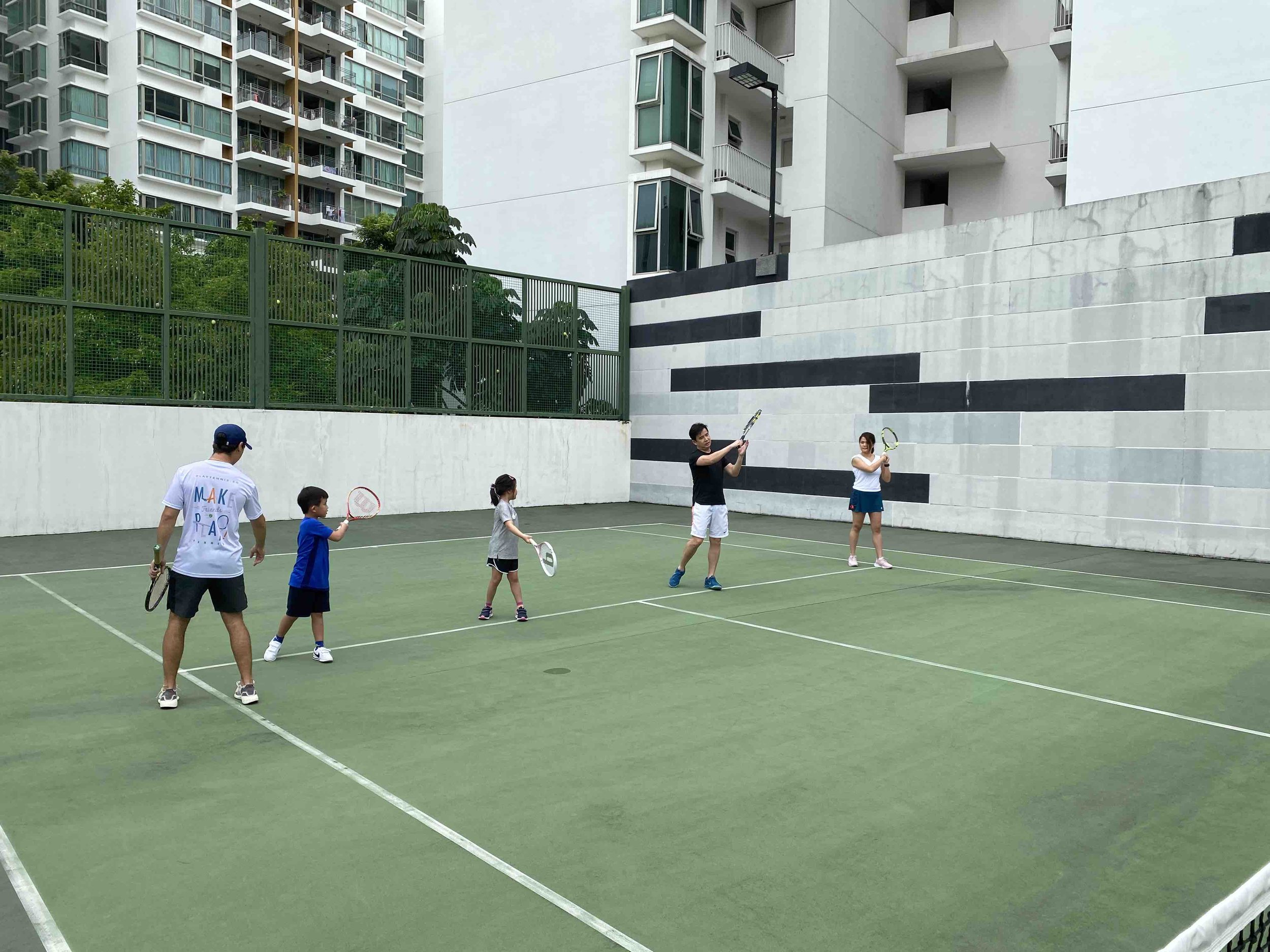 Tennis-Classes-Singapore-Family.jpg