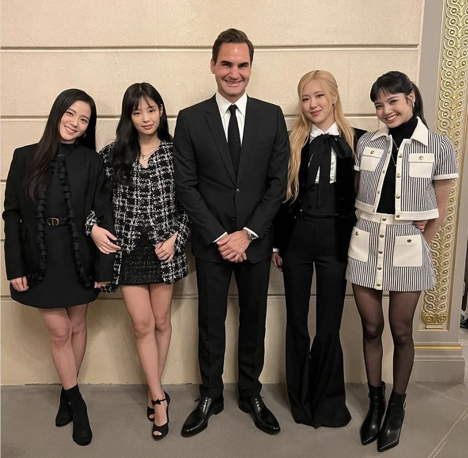 Roger Federer Together With Blackpink - Tennis And K-Pop Collides