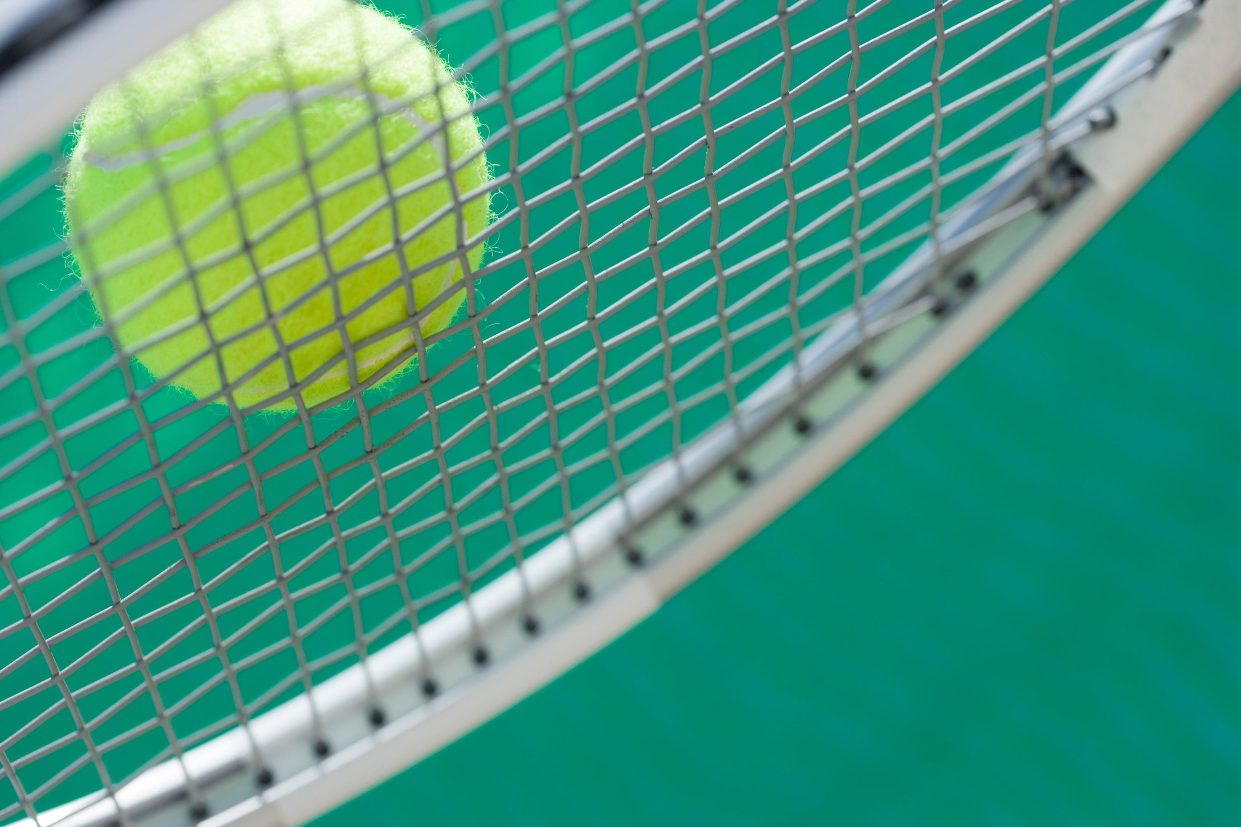 Are Polyester Strings Better Than Multifilament? — Tennis Lessons Singapore, Tennis Coach Singapore
