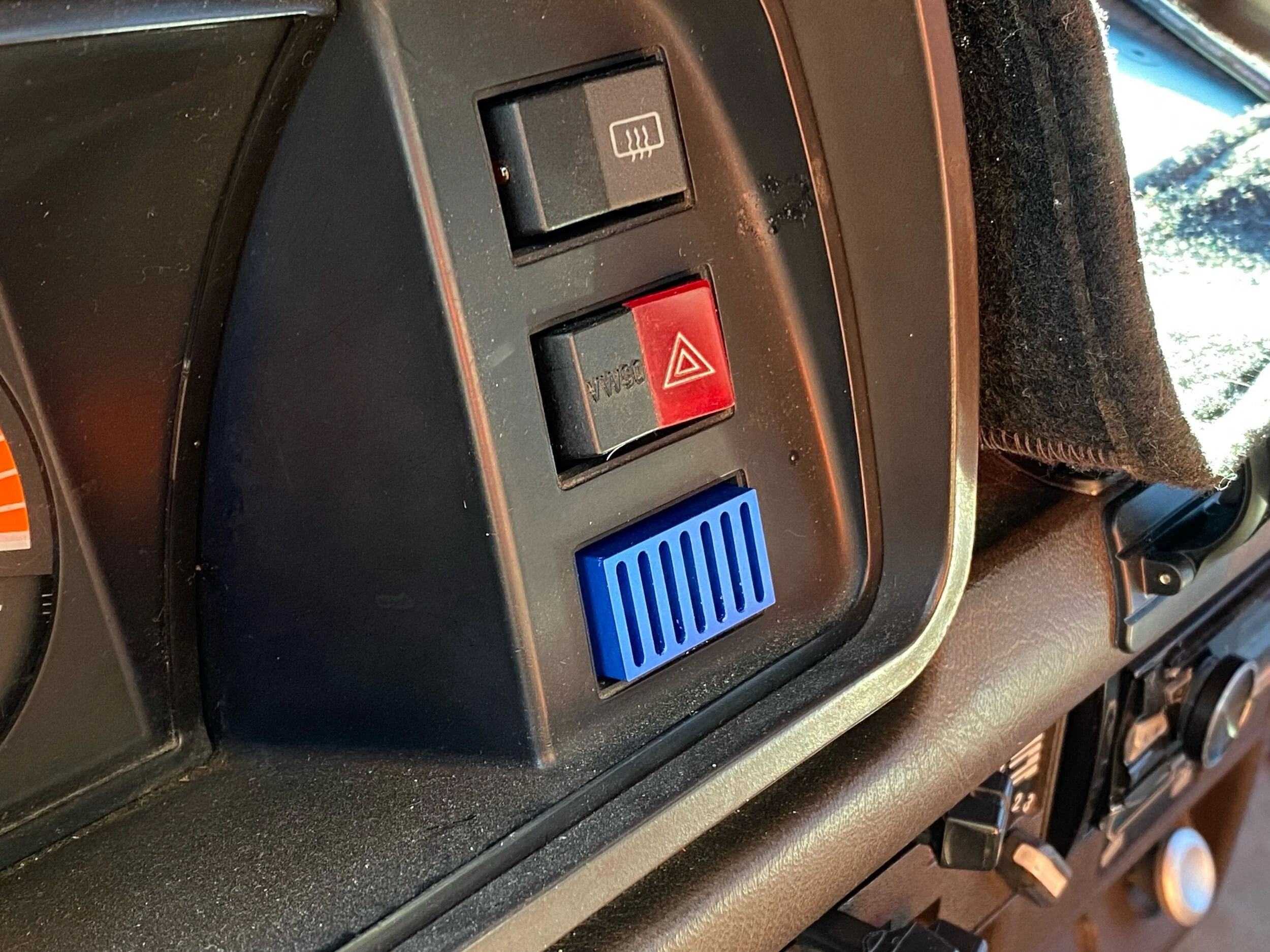 18138FE6-567F-403A-B556-F2BFC7AB2F22