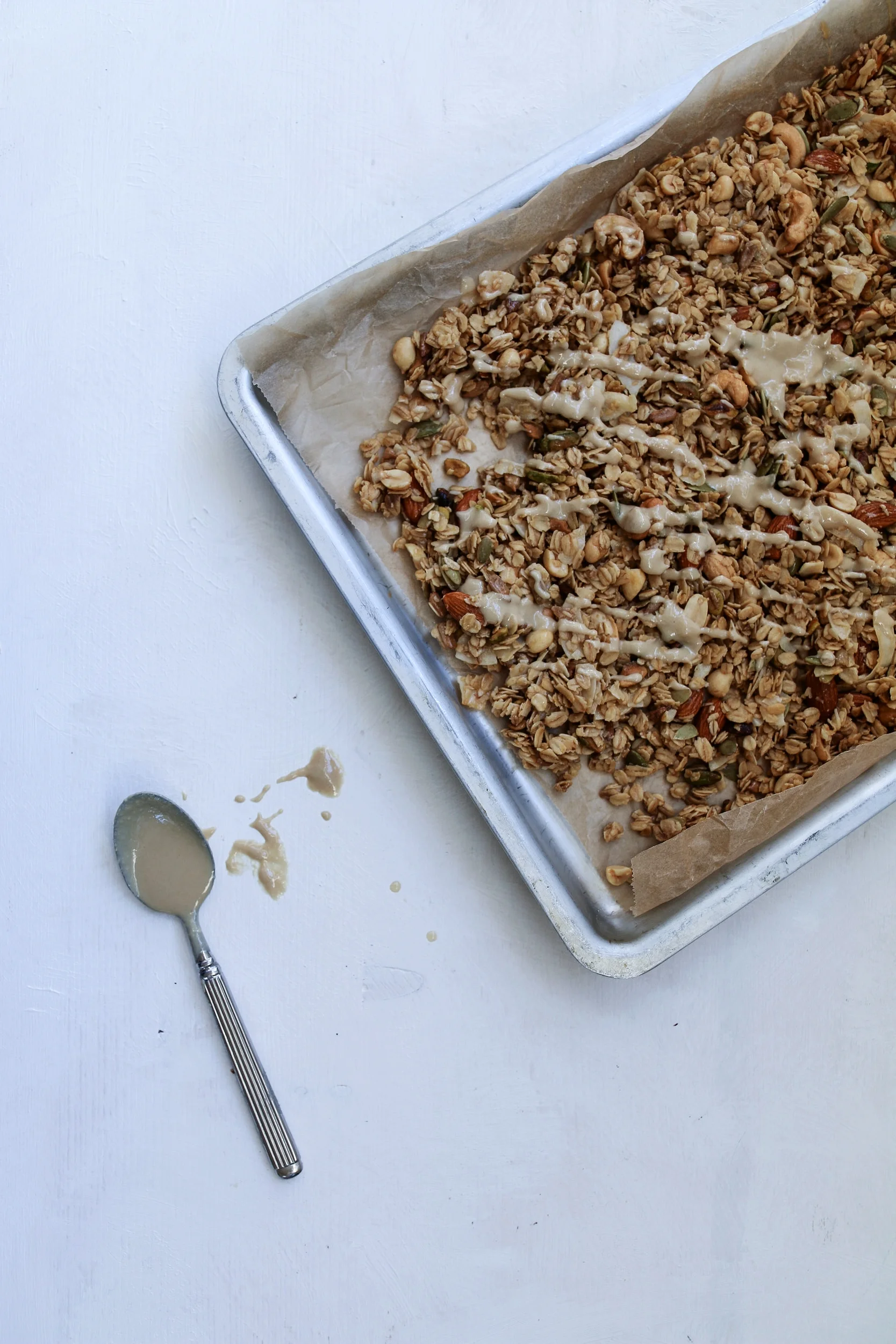 tahinigranola-31.jpg