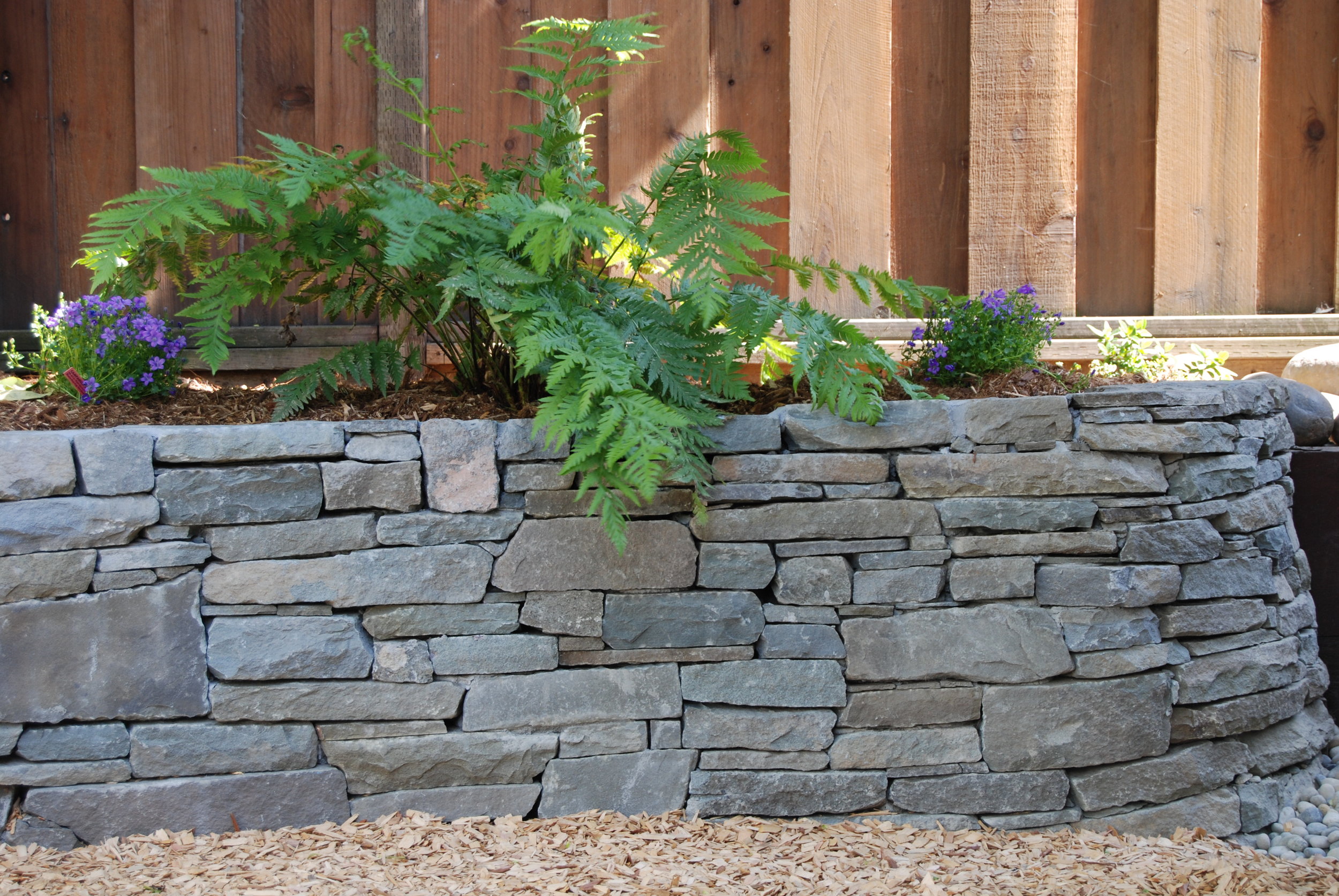 Hardscapes: Stone Walls