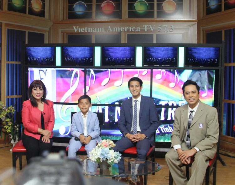 Matt+Nguyen+interviews+on+VNA-TV+57.jpeg