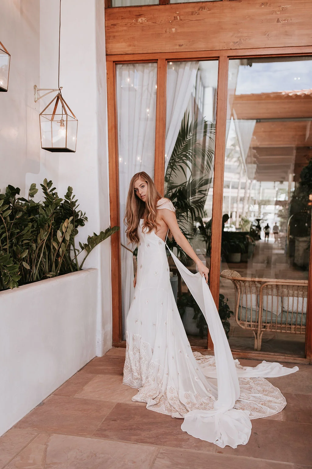 NeueBride_BarefootBlonde-10.jpg