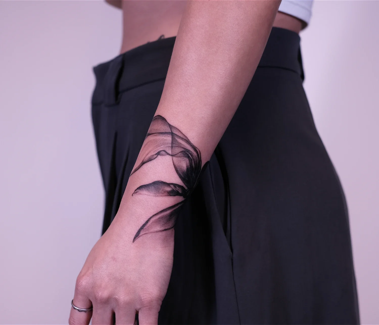 fineline-tattoo-heart-on-sleeve1.webp