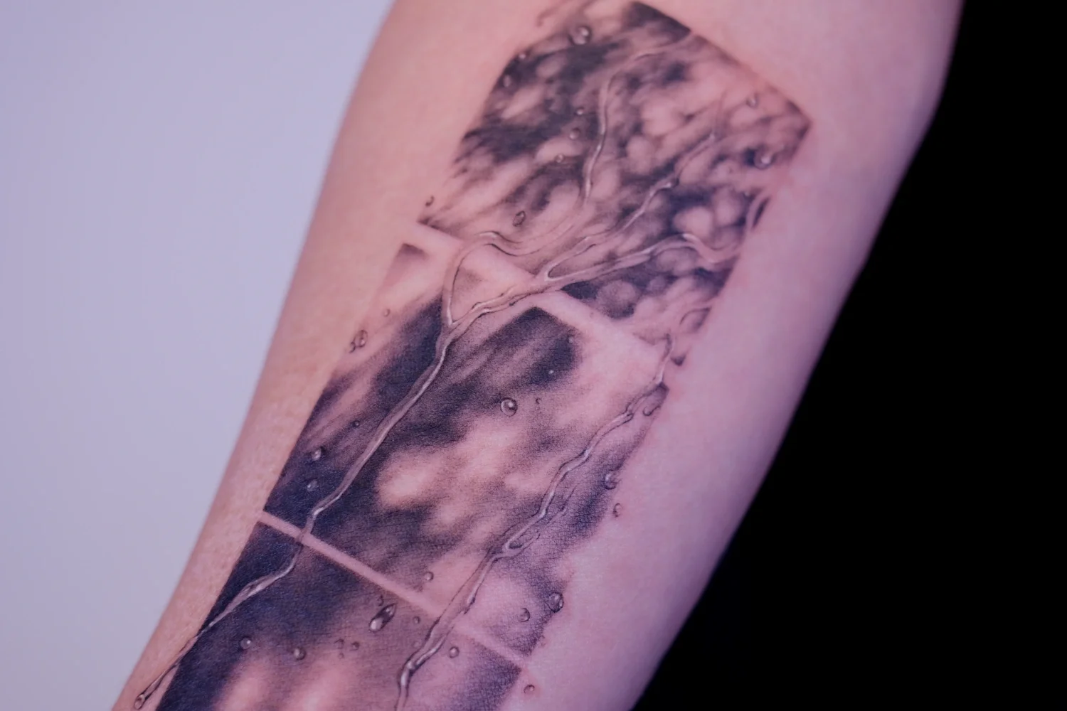 fineline-tattoo-shadows_time5.webp