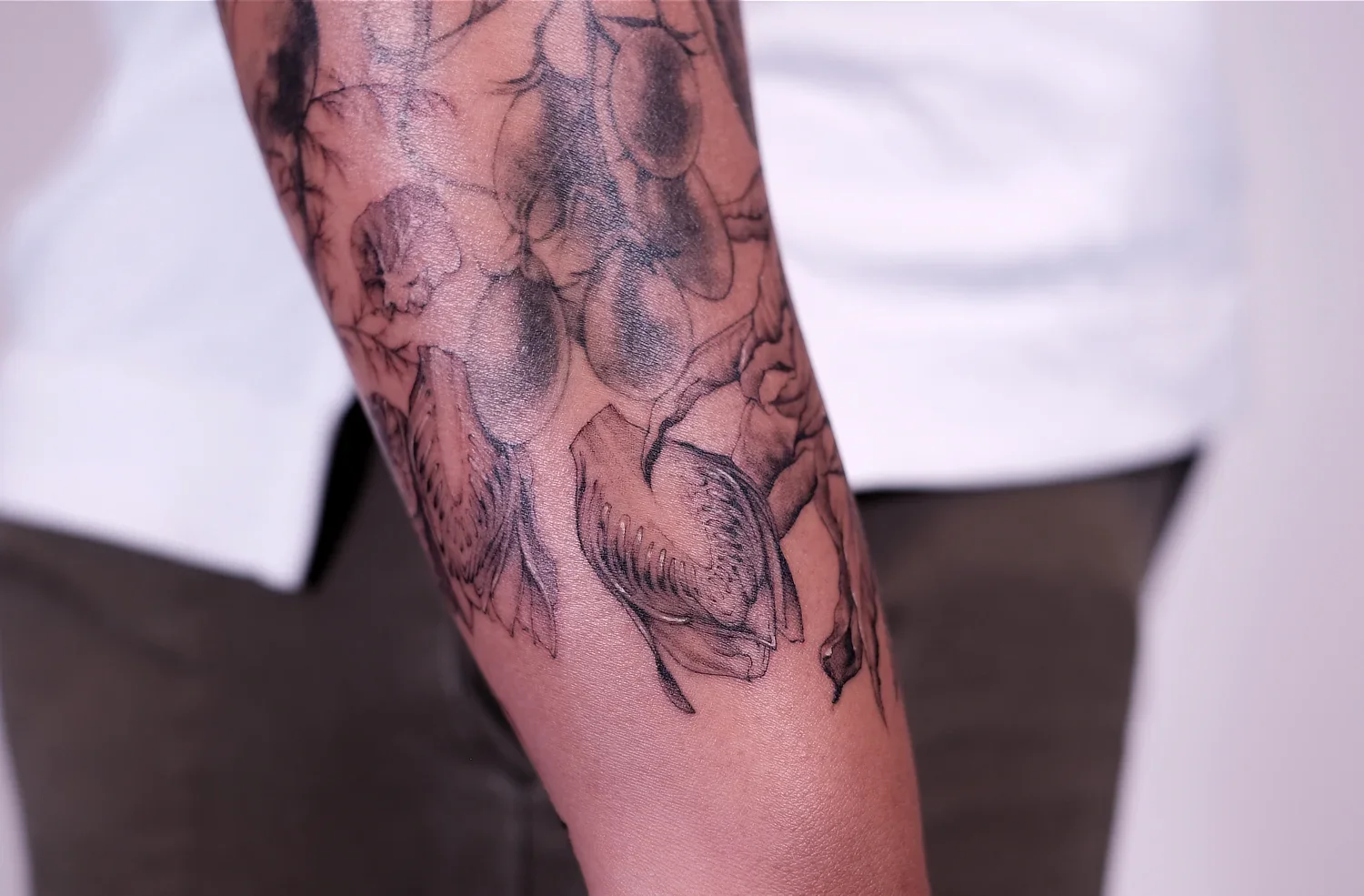 fineline-tattoo-vegetables12.webp