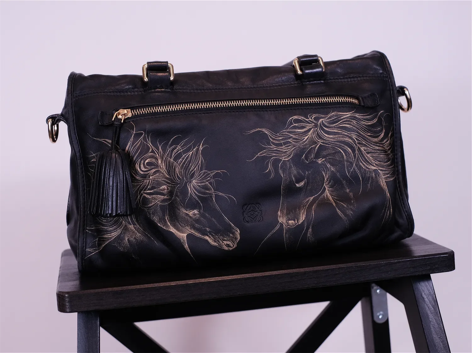 tattoo-loewe-bag3.webp