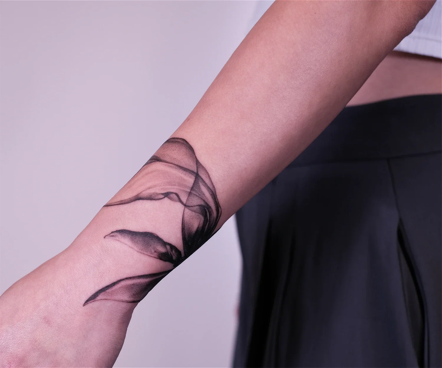 fineline-tattoo-heart-on-sleeve2.webp