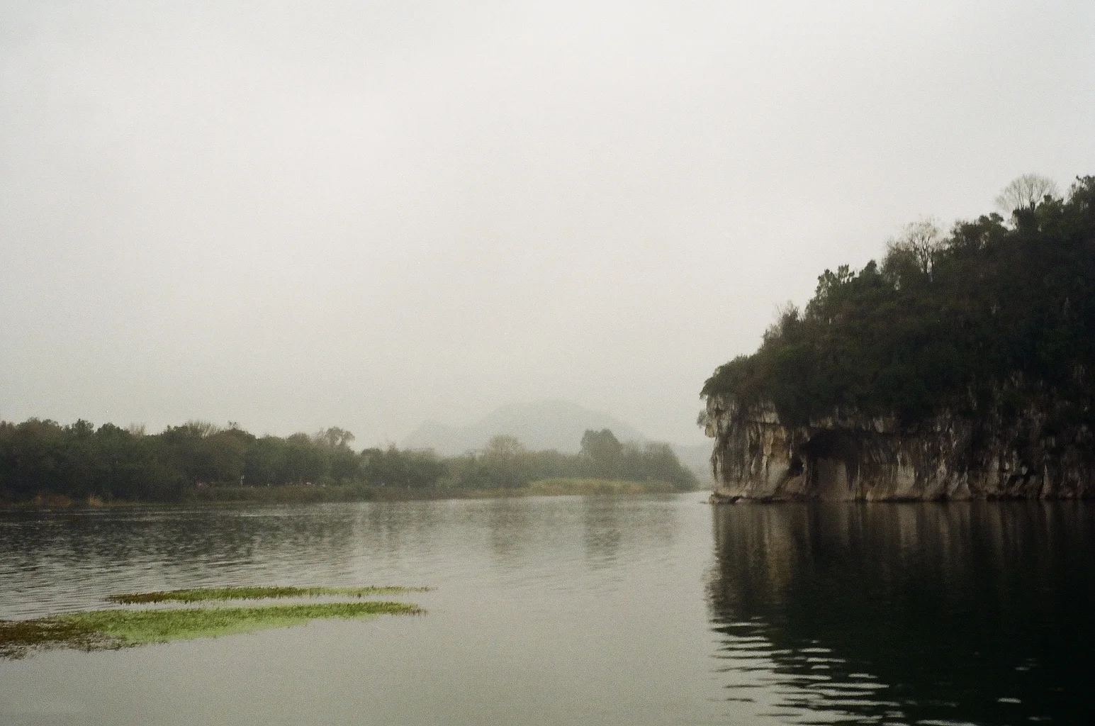象鼻山、桂林, 35mm, Olympus Trip 35, Kodak ColourPlus 200
