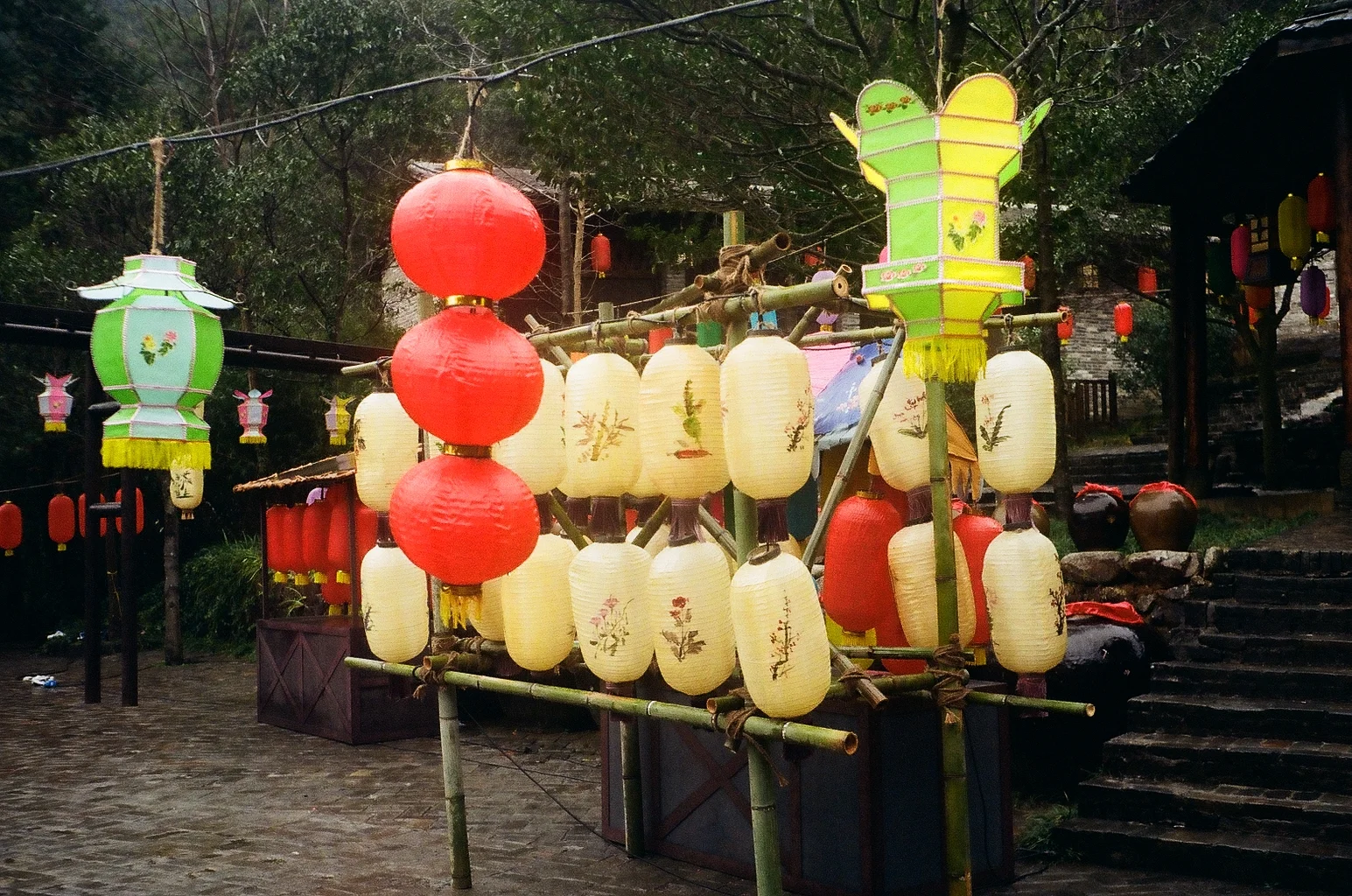 姑婆山, 35mm, Olympus Trip 35, Kodak ColourPlus 200