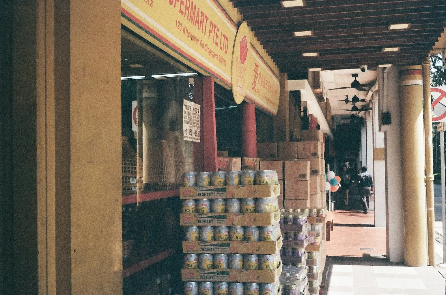 Kitchener Road, 35mm, Olympus Trip 35, Kodak ColourPlus 200