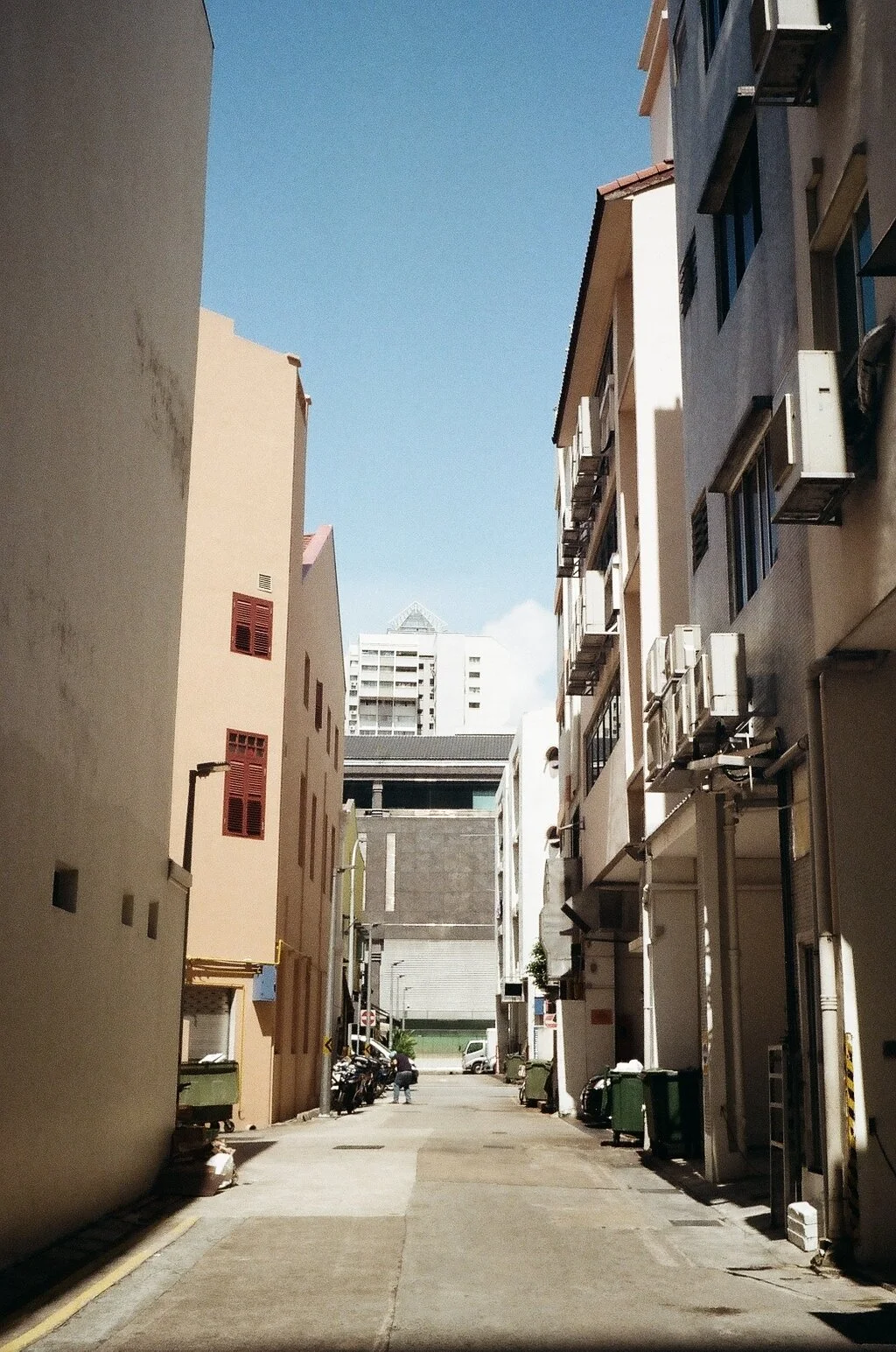 Singapore, 35mm, Olympus Trip 35, Kodak ColourPlus 200