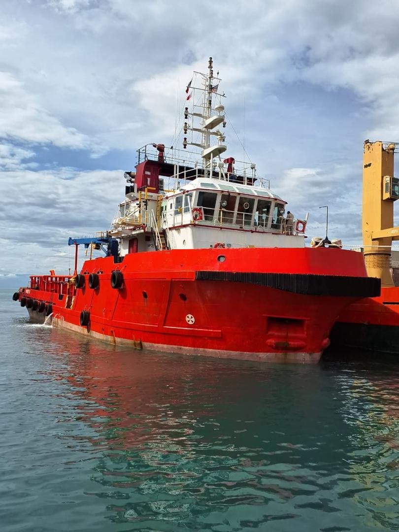 John L Gonzalez (FICS) Shipbrokerage