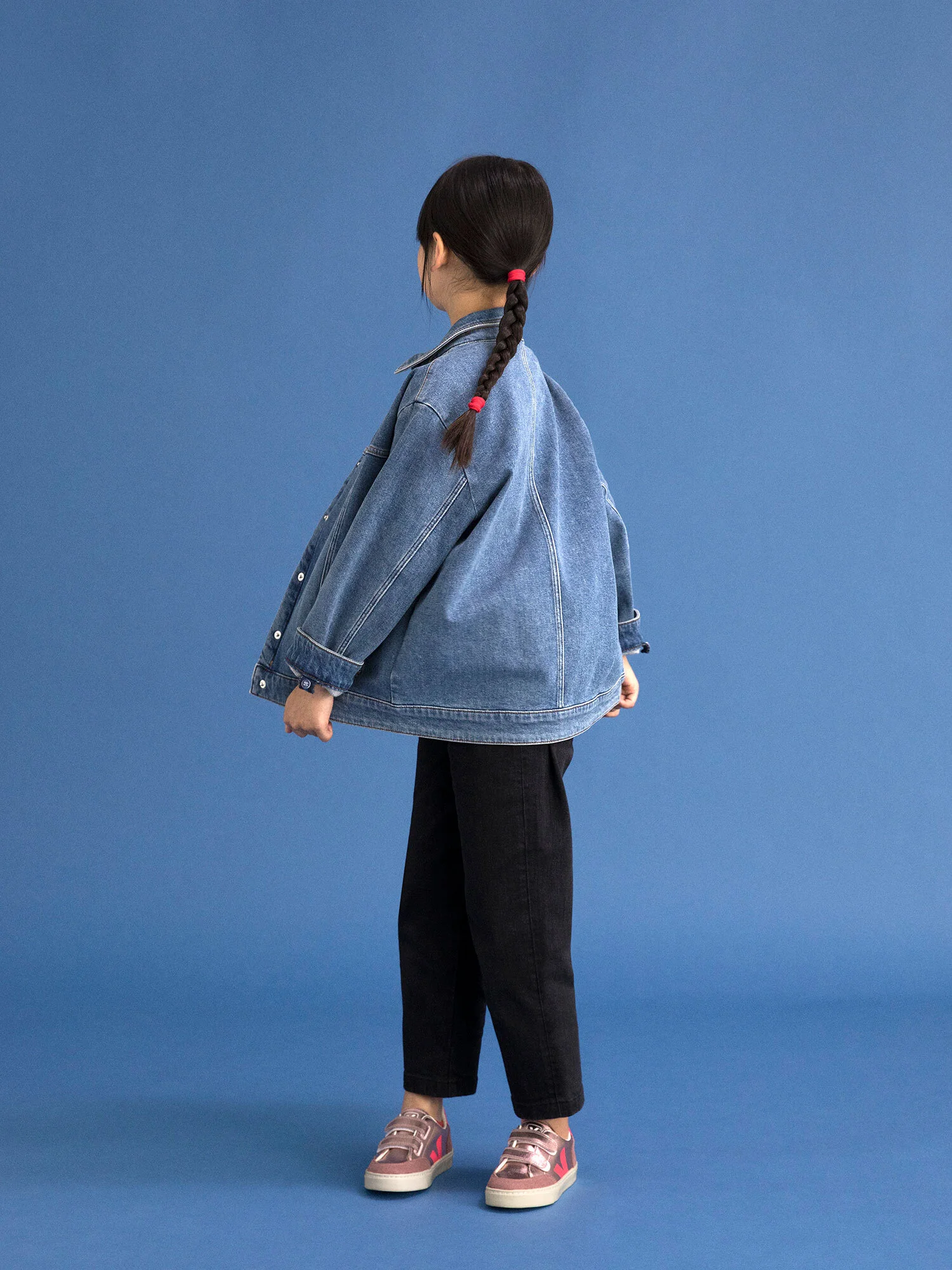 ARKET_20Q3_C_BTS_studio_11_PR.jpg