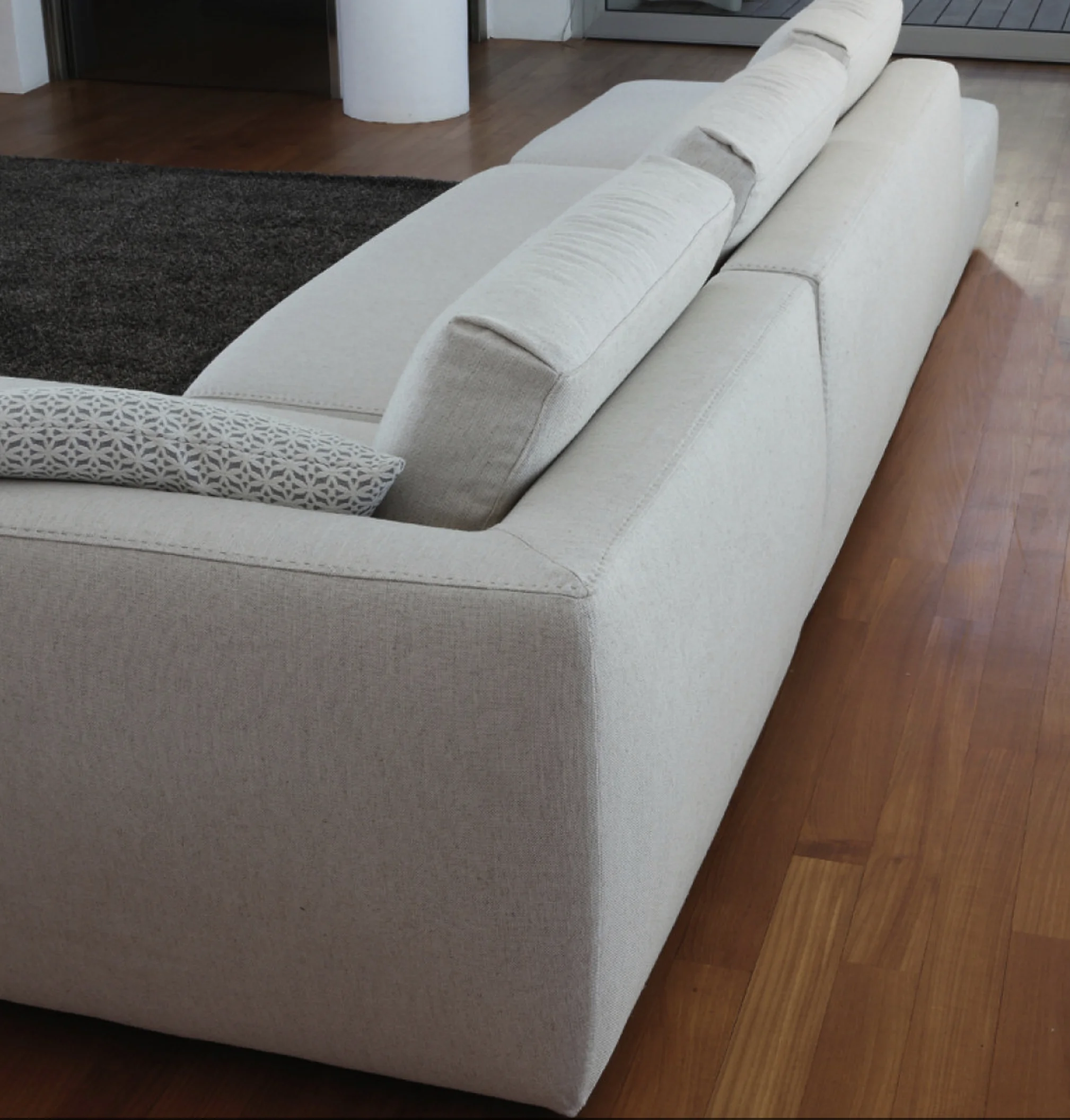 Modern-Italian-Sectional-Sofas-sct30900005.jpeg