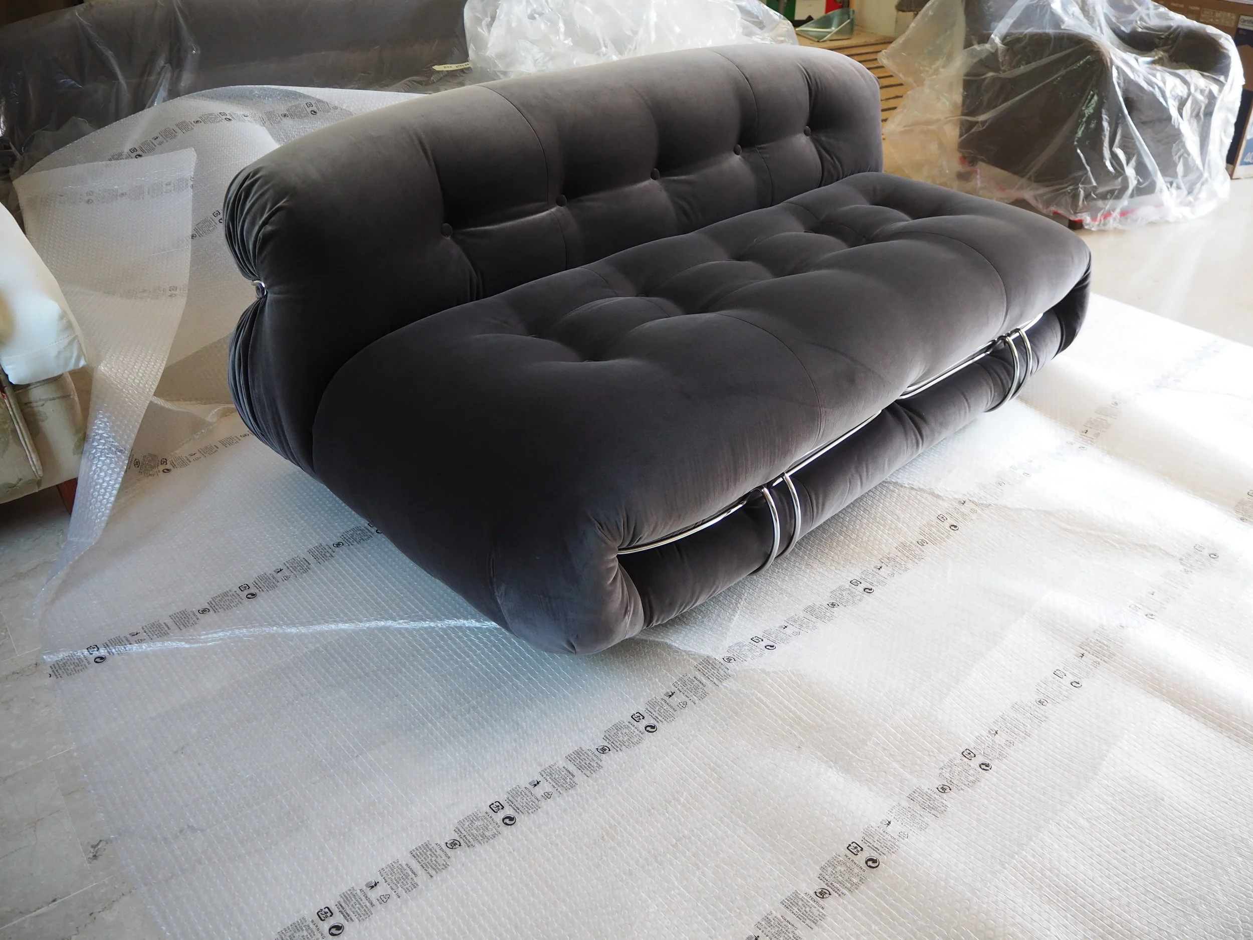 Soriana Sofa Tobia Scarpa Cassina.jpeg