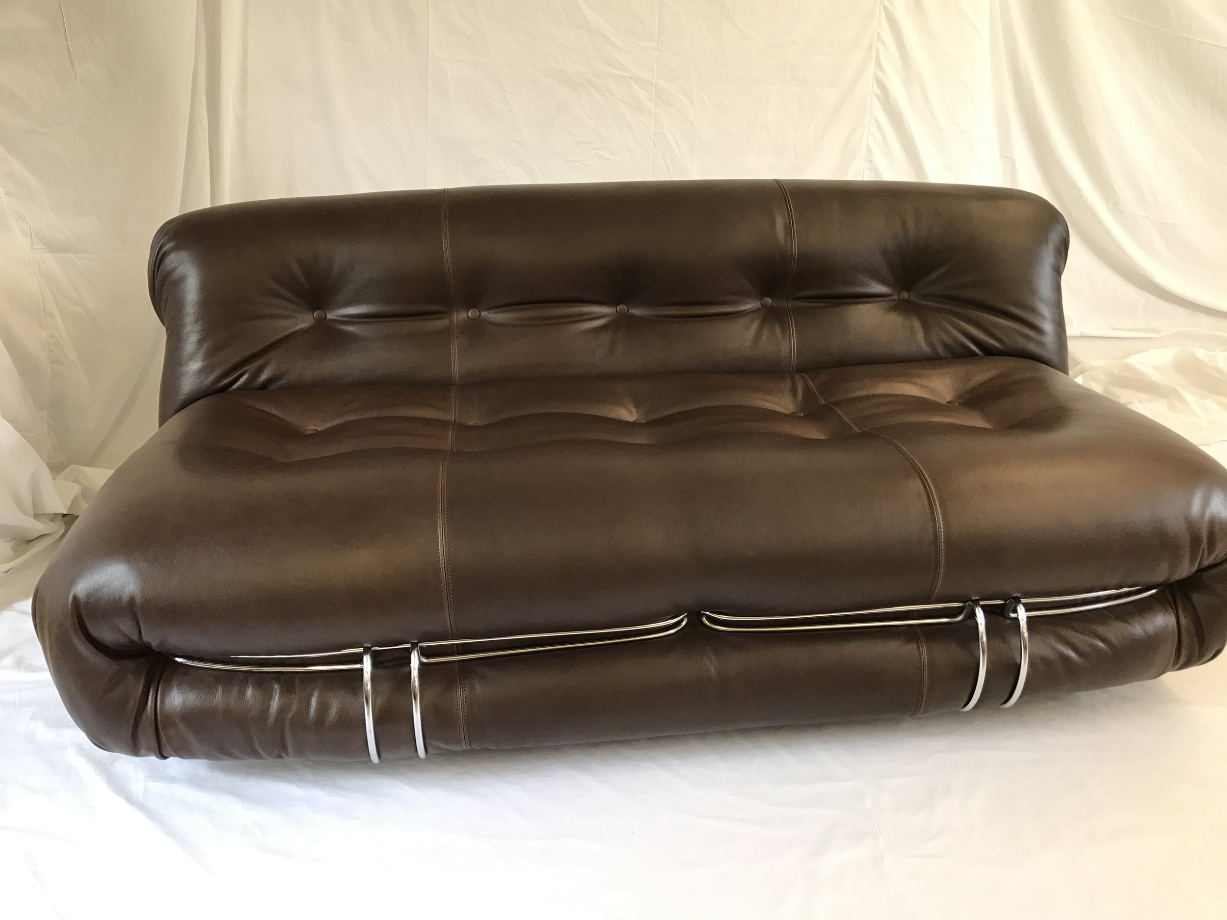 soriana-cassina-sofa-tobia-scarpa-Italian-mid-century00002.jpeg