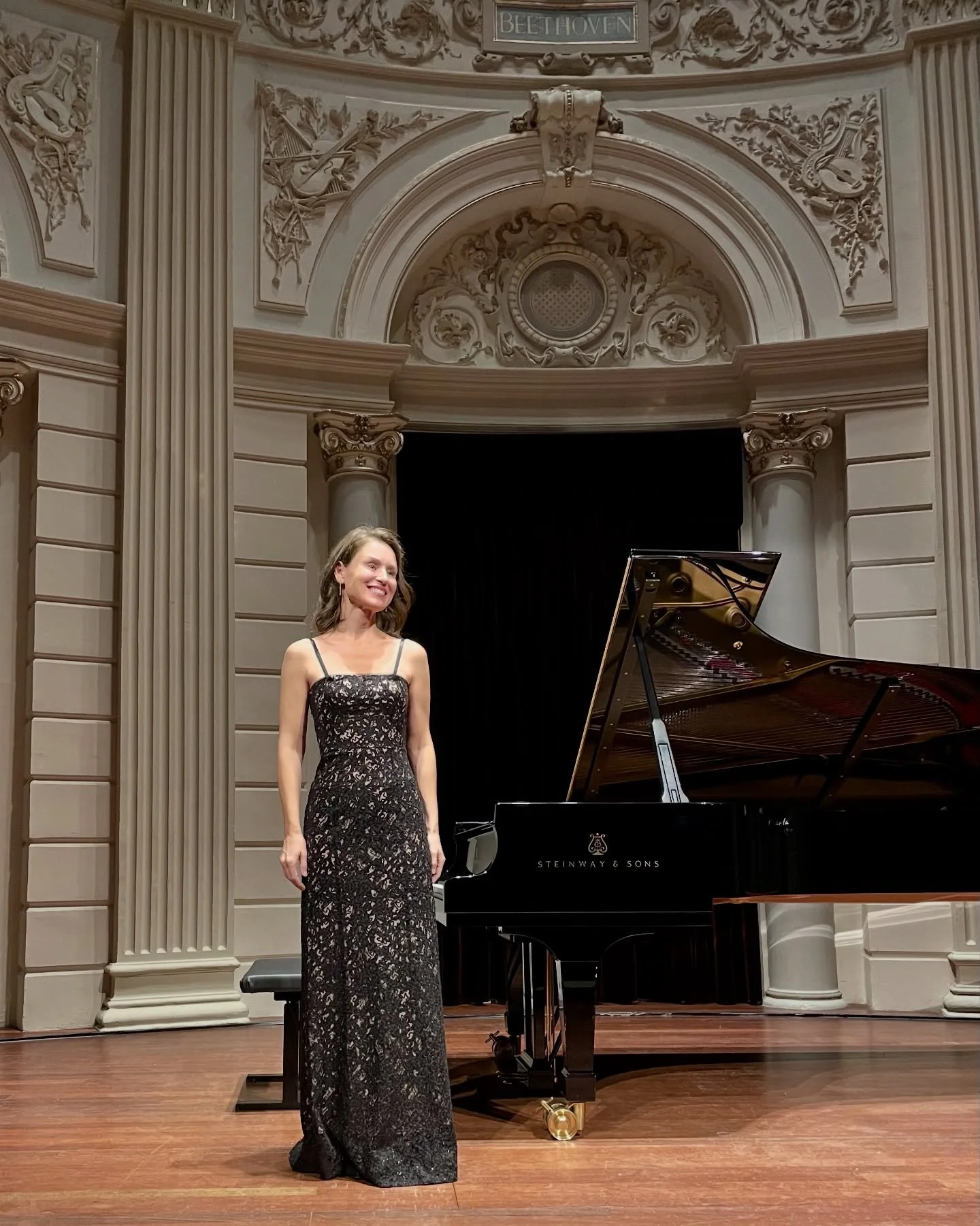 Looking forward to returning to the Concertgebouw in Amsterdam! Hope to see you there ✨
🎫 Saturday June 20, link in the bio
.
.
#irinalankova #concertpianist #piano #classicalmusic #rachmaninoff