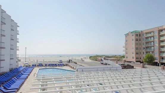 Icona Diamond Beach Caritas Construction