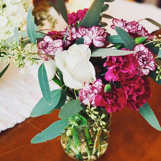 Thanks to @pretty_southern herself, I learned so much about floral design today. We listened to the rain, had great conversation and she taught me so much. Love how everything turned out! The house definitely feels brighter with all the beautiful flo