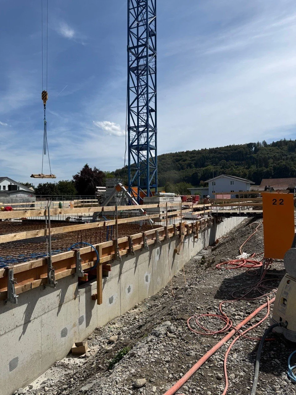 September 2026, Einstellhalle steht