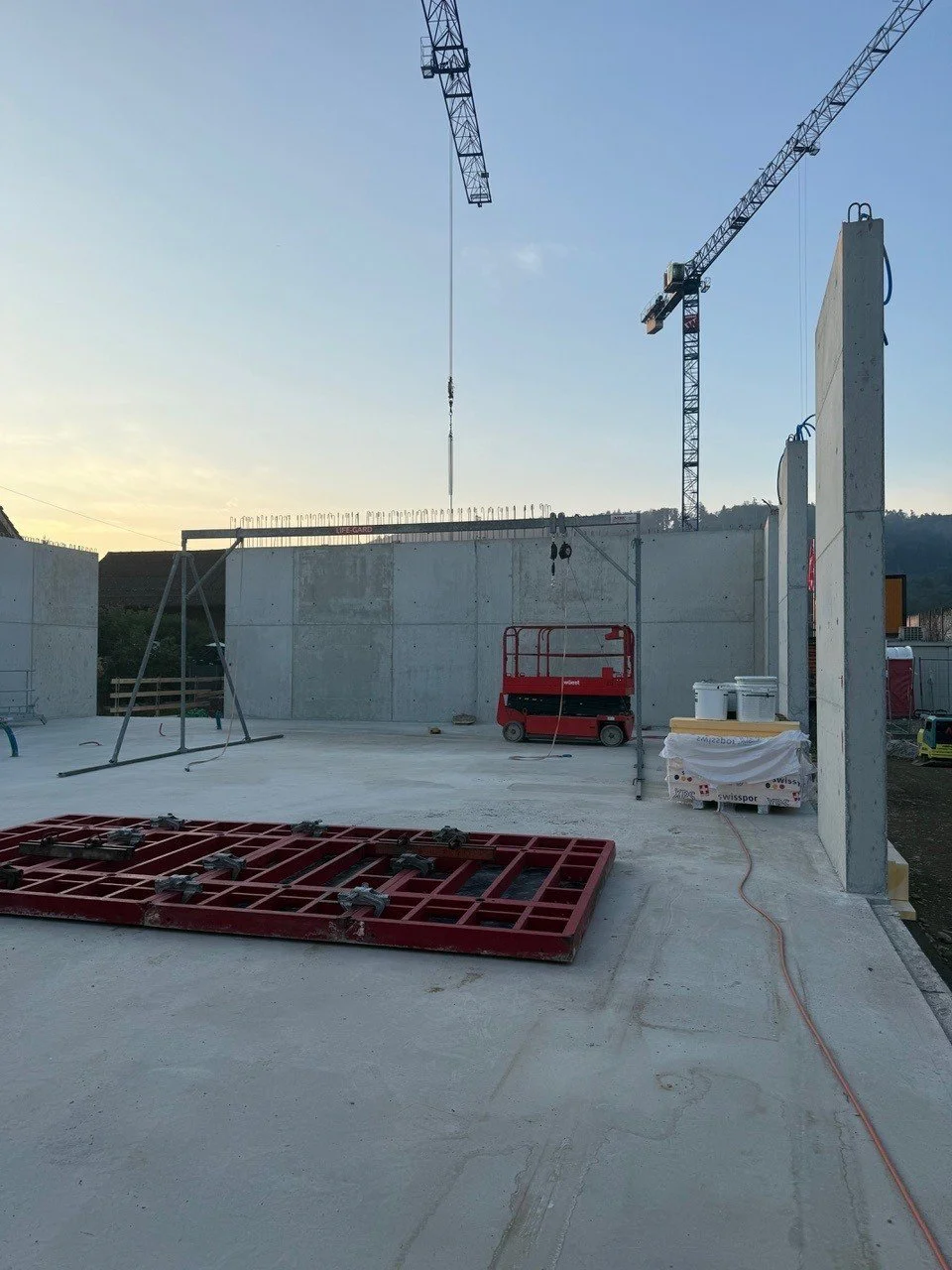 Die ersten Garagenboxen in Suhr