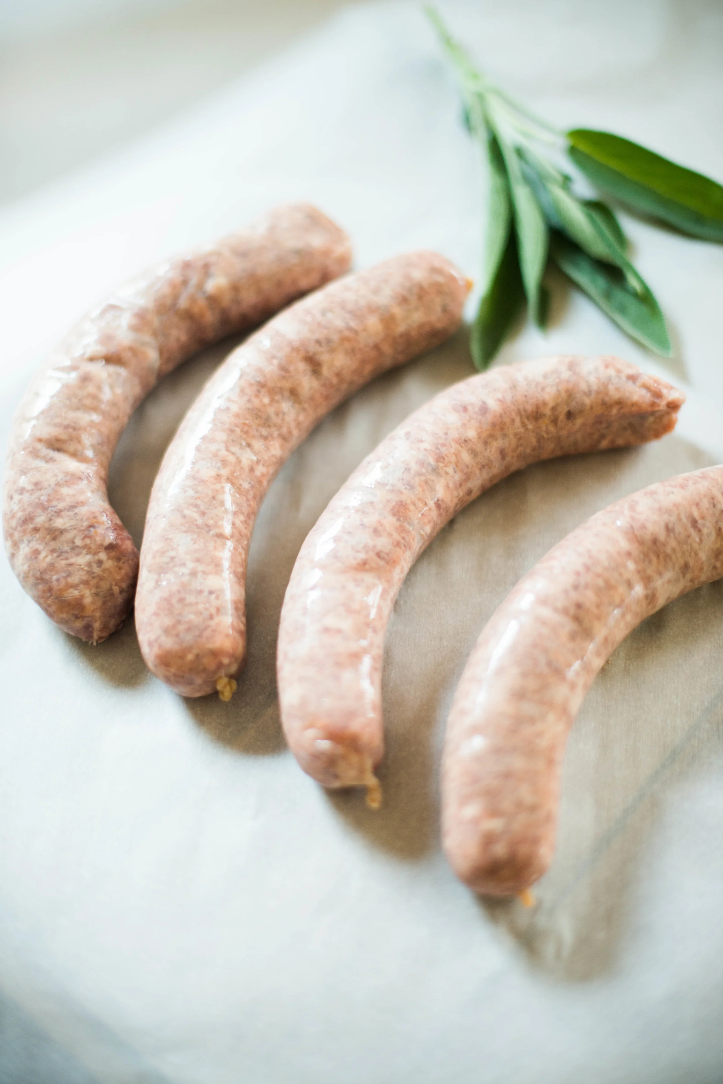 Graze Bratwurst Links (9 of 19).jpg
