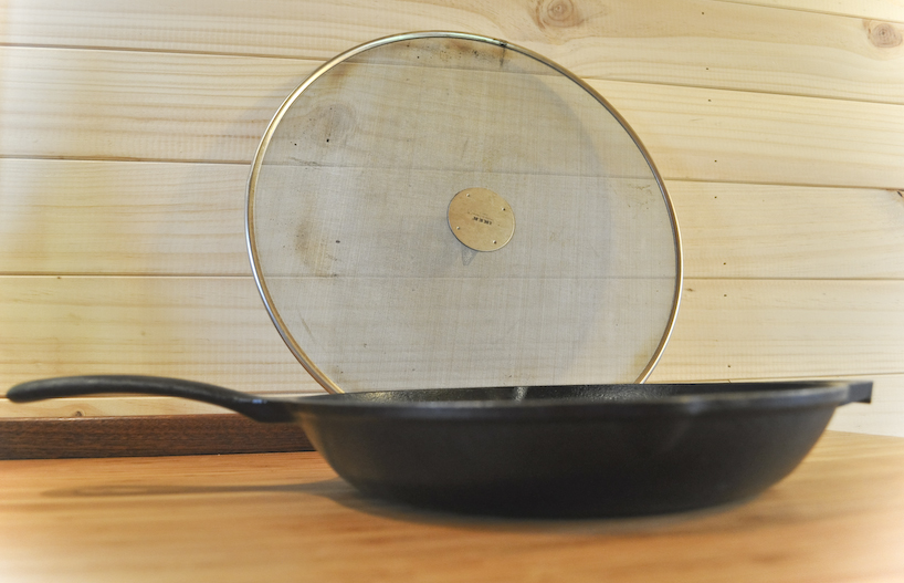 A-cast-iron-pan-and-spray-thing.jpg