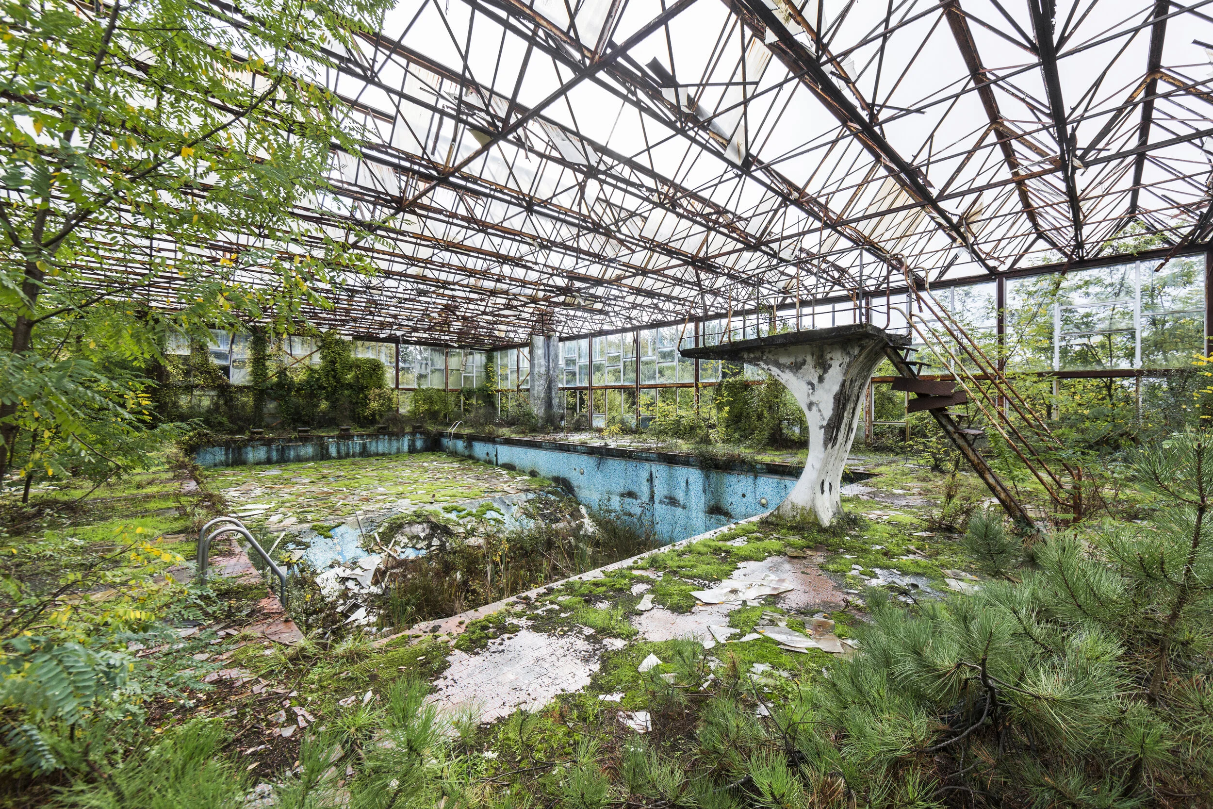 Jonk_Swimming Pool, Italy.jpg