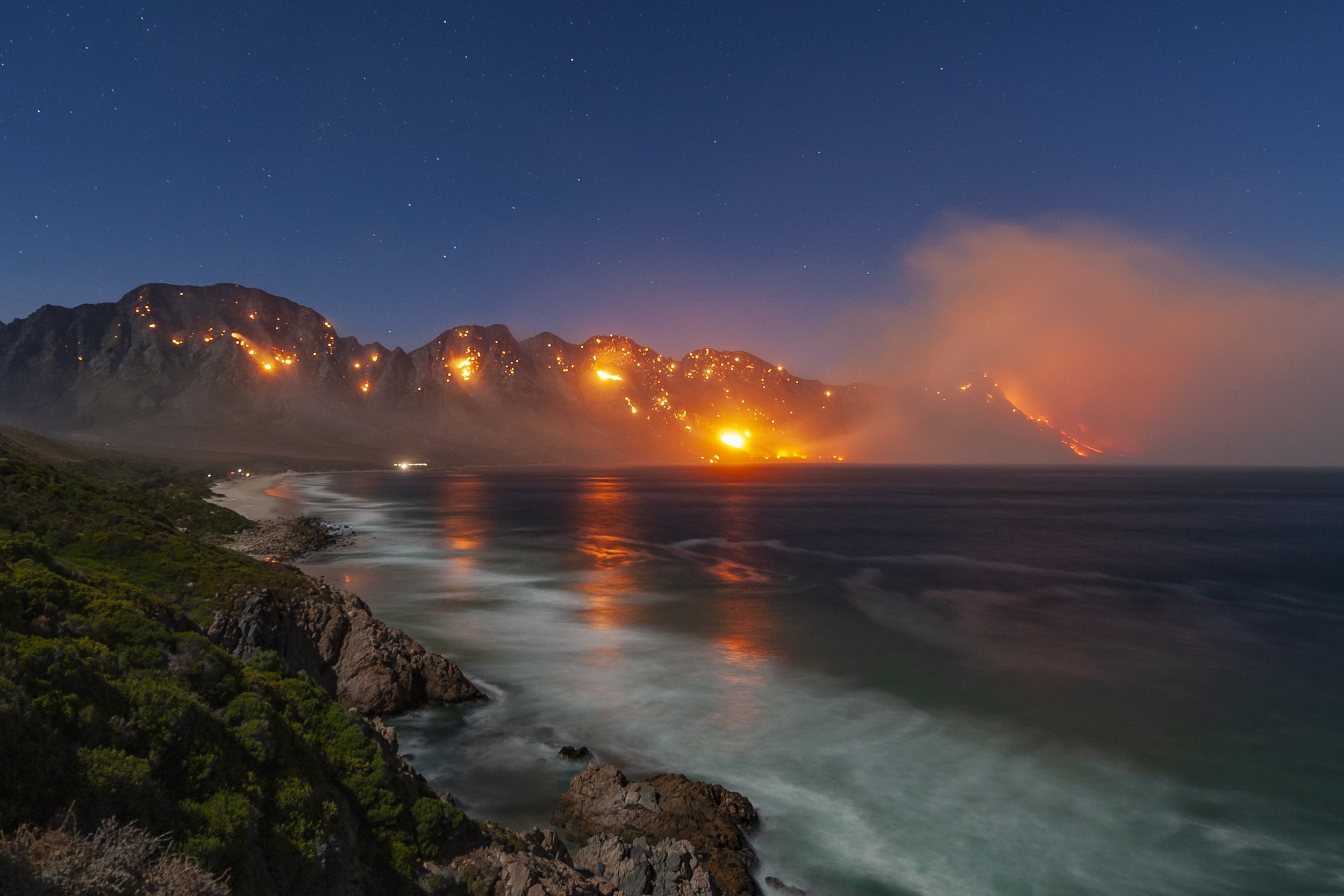 Eric Nathan - Kogel Bay Wild Fire.jpg