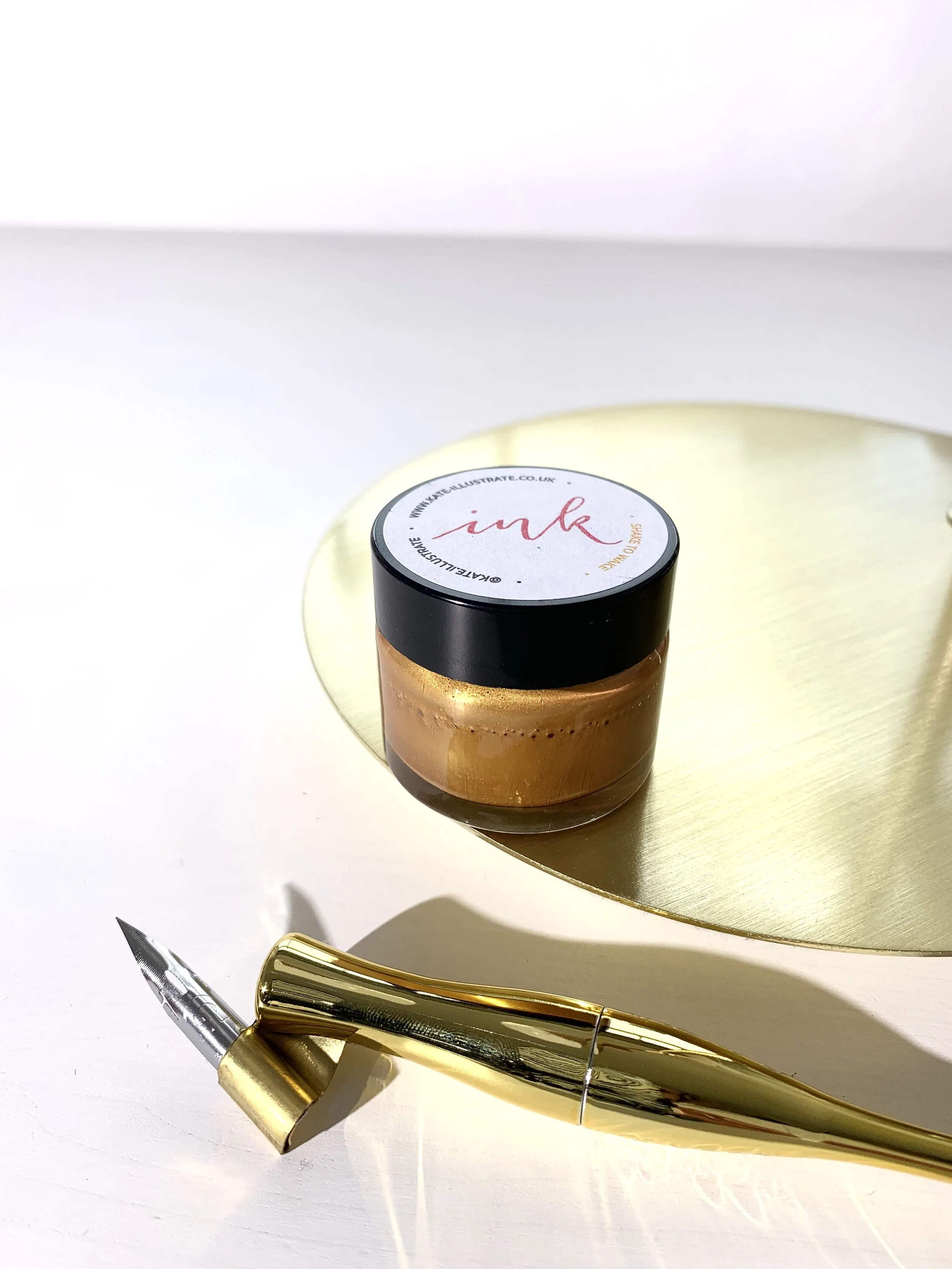 Perfect Match - Metallic Gold