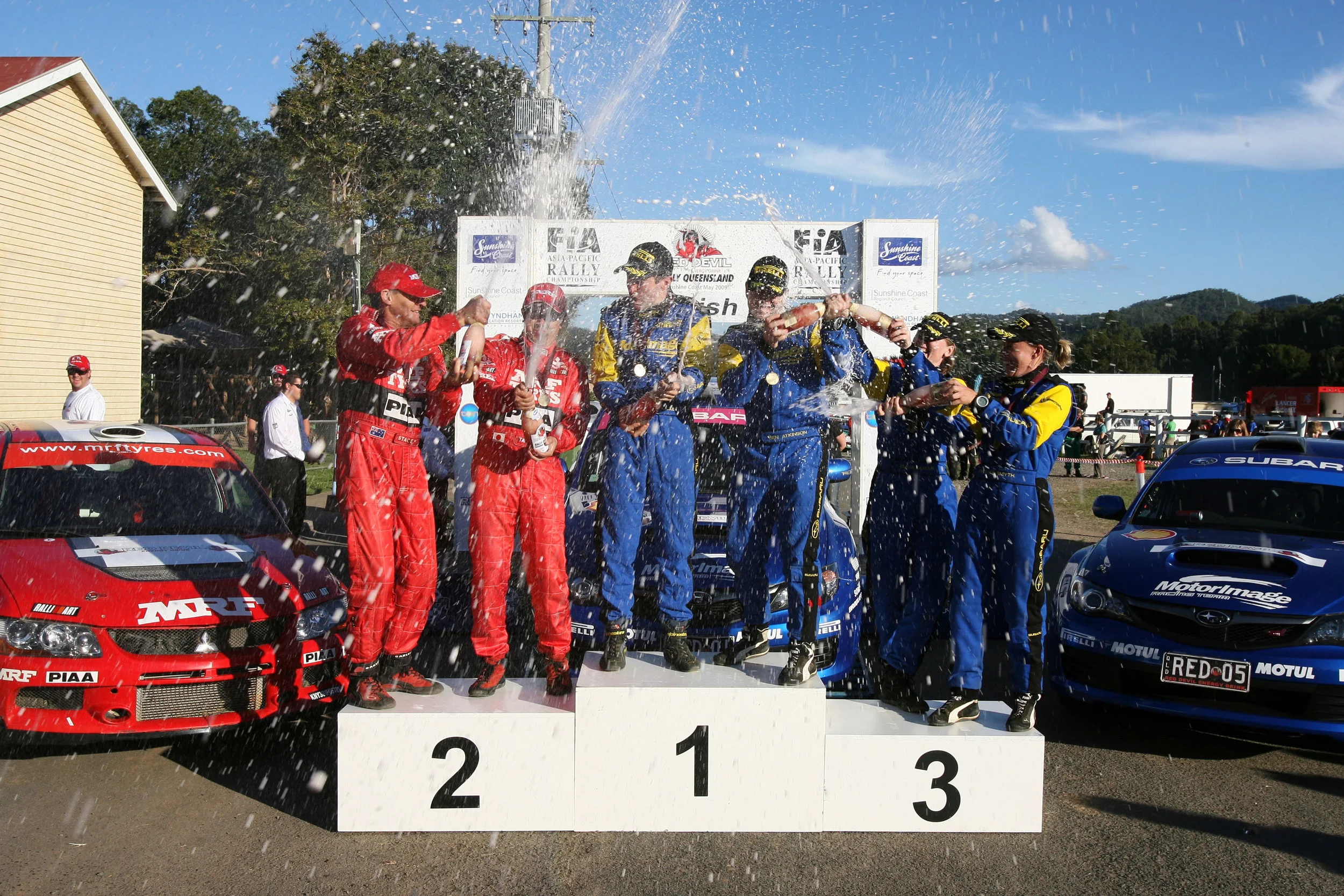 Podium_2a_04_RallyQld09.JPG