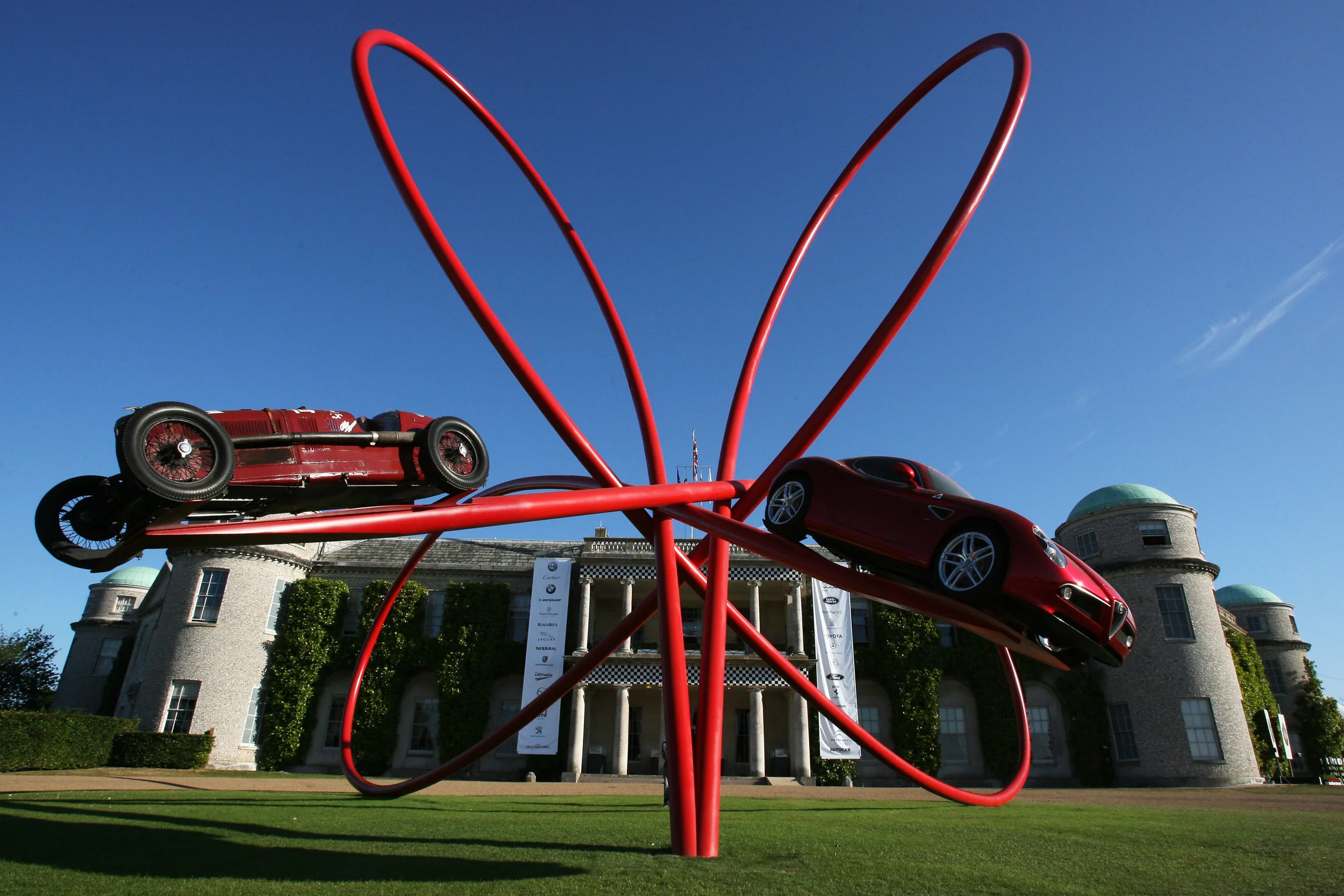 QV9Y0595_Goodwood2010.JPG