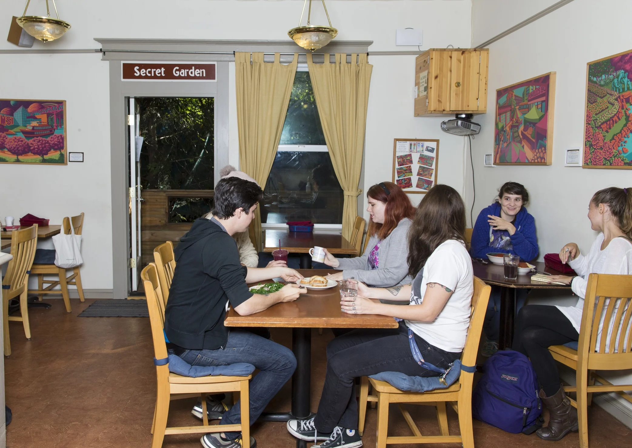 Hostel Kitchen.JPG