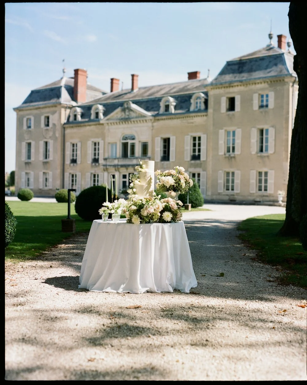 A WEDDING AT CHATEAU DE VARENNES, FRANCE