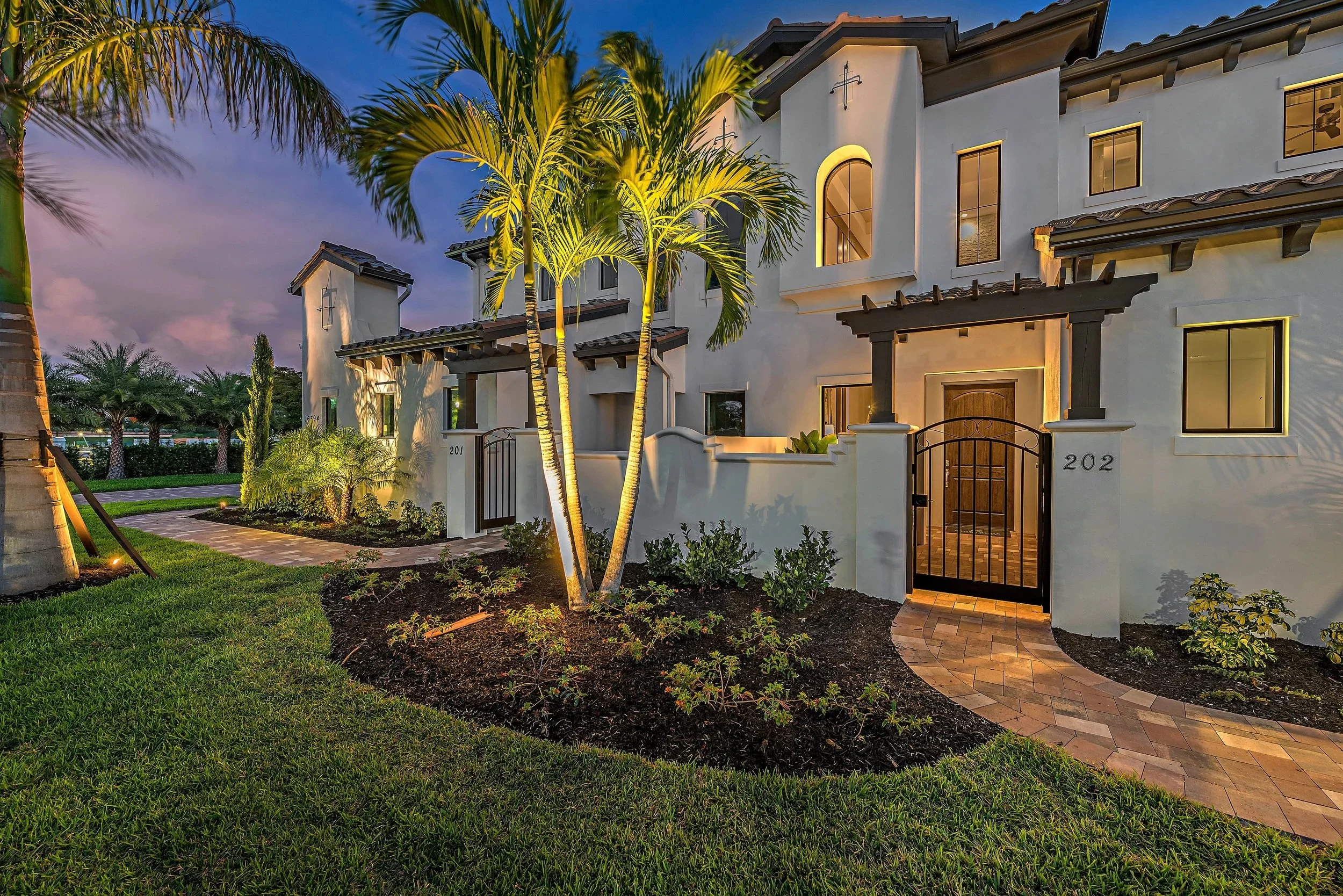Corsica Model Naples FL 34110-print-011-43-Front Night2-4200x2804-300dpi.jpg